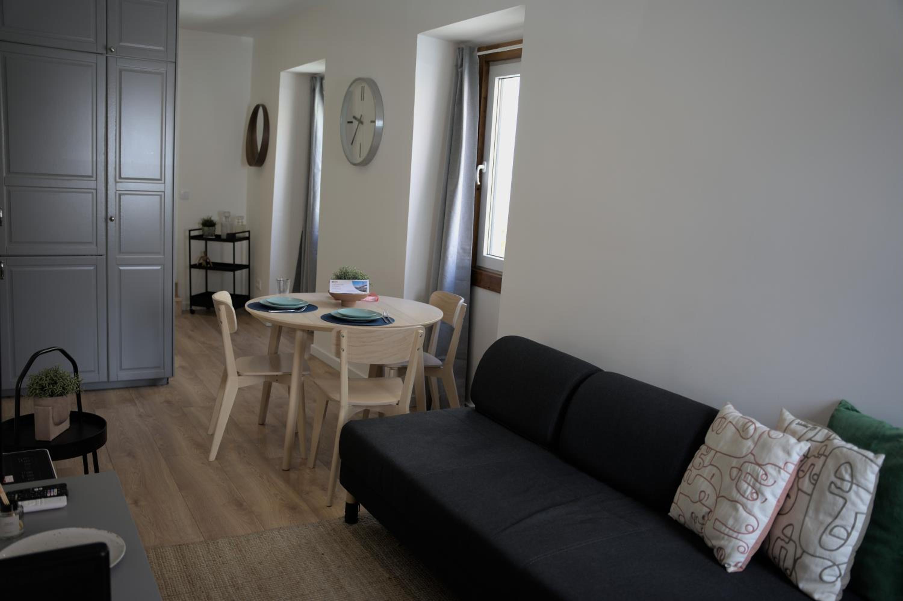 Elegant Central Lisbon Flat With Terrace