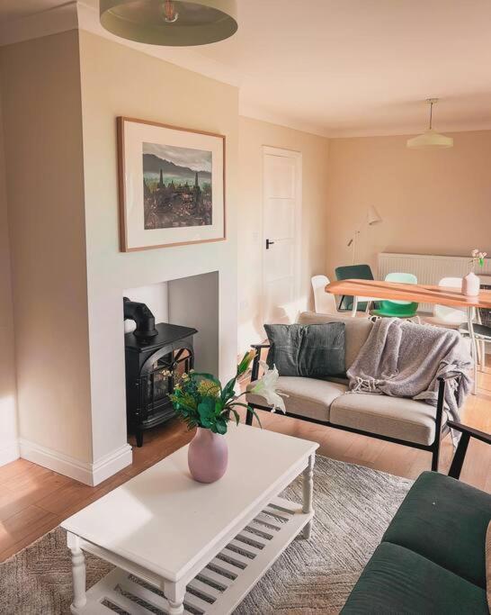 Elliott Cottage - Beautiful 3 bedroom home near Bamburgh view 4