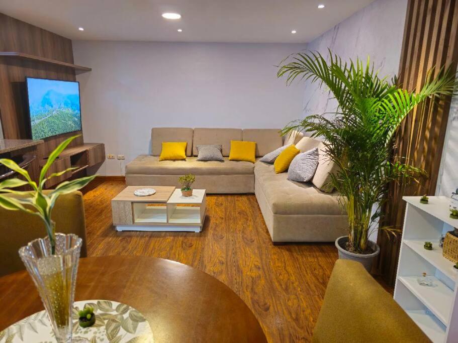 Splendid Apartment city center with garage