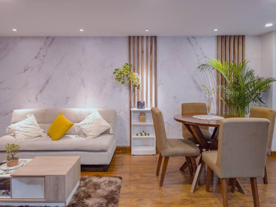 Splendid Apartment city center with garage