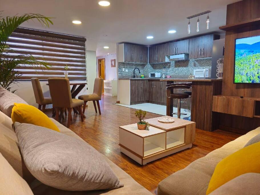 Splendid Apartment city center with garage