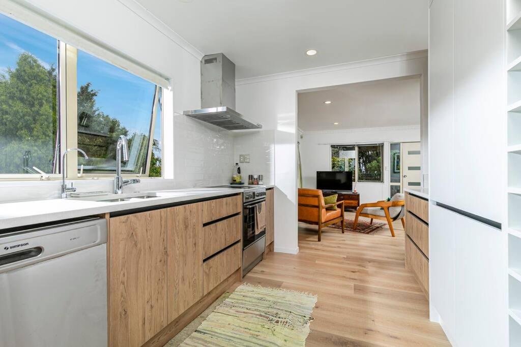Kauri View Cottage - 2 Bedroom Self Contained Unit photo 5