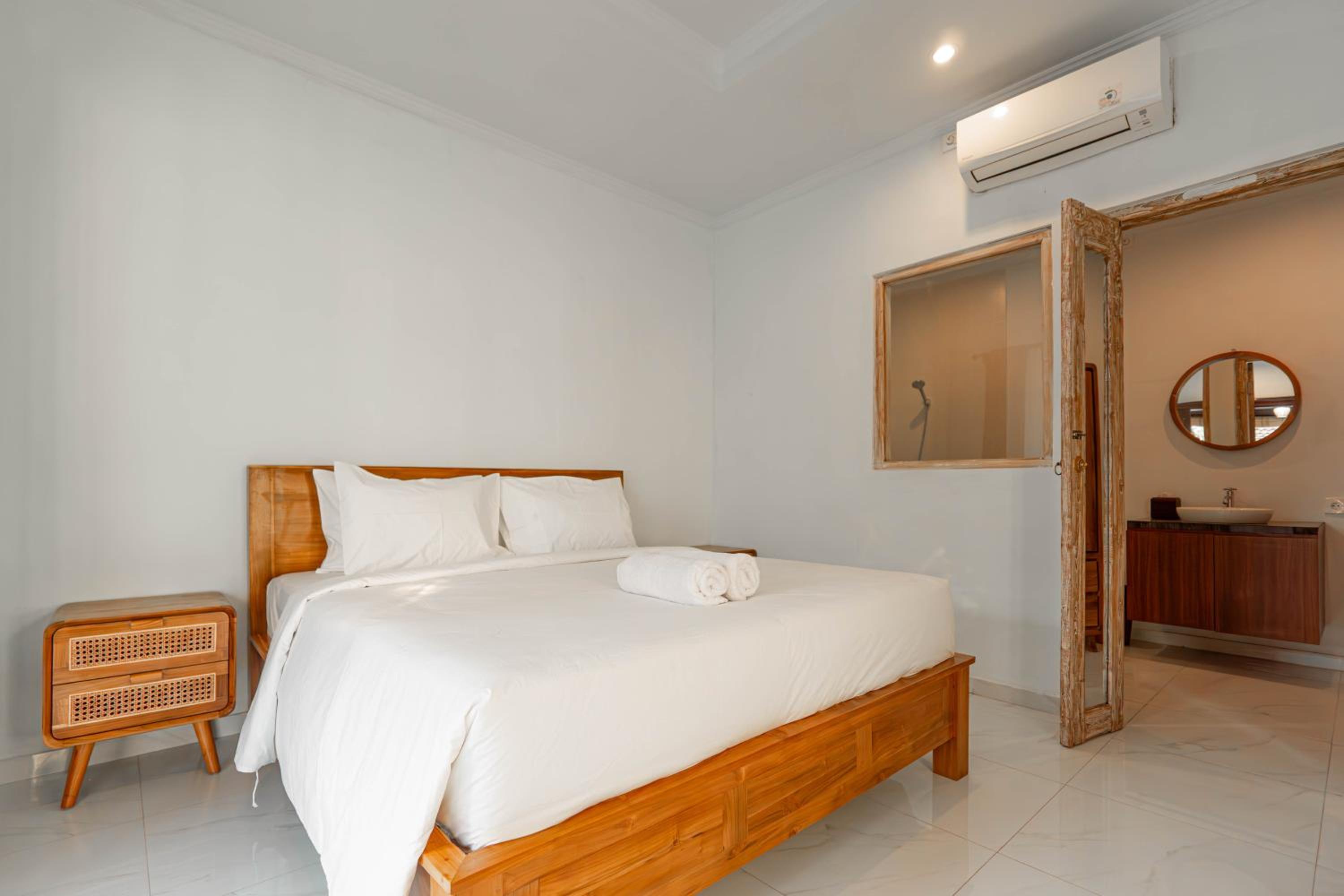 Sakya Villa Canggu By Bali Cabin