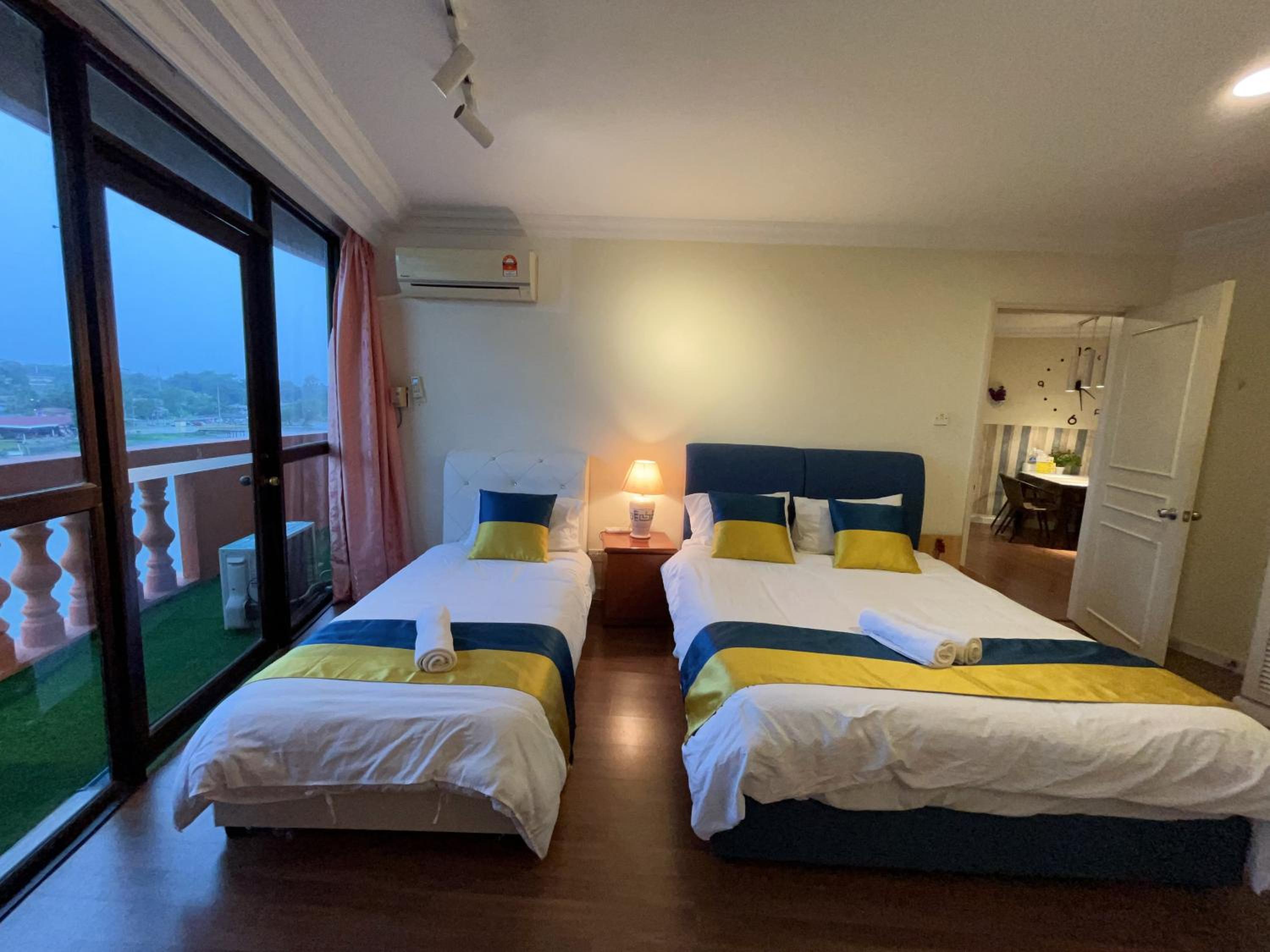 Riverbank suites with Nice view photo 3