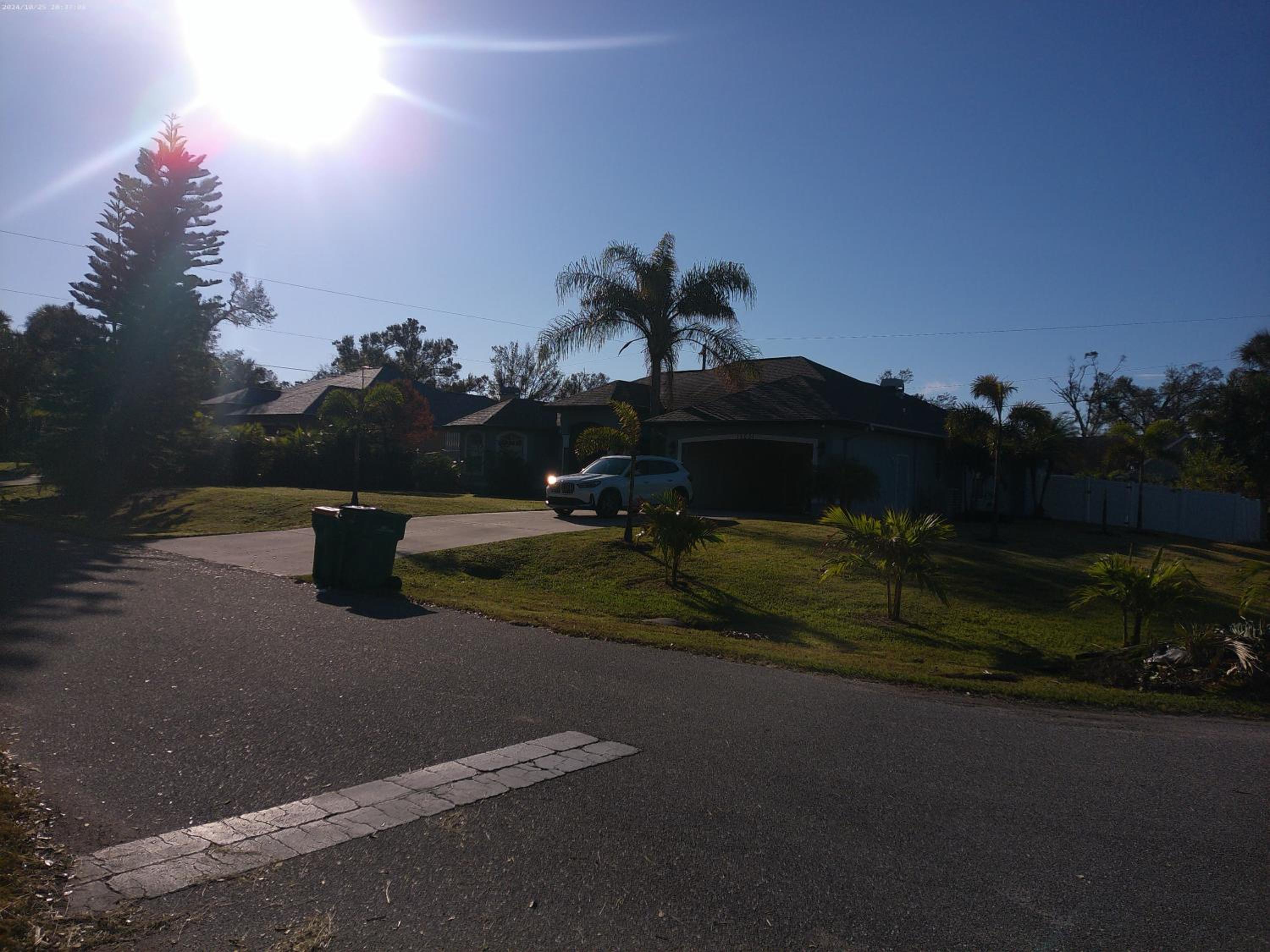 Port Charlotte Palms-Pet friendly, Heated Private Pool and Mini Orchard