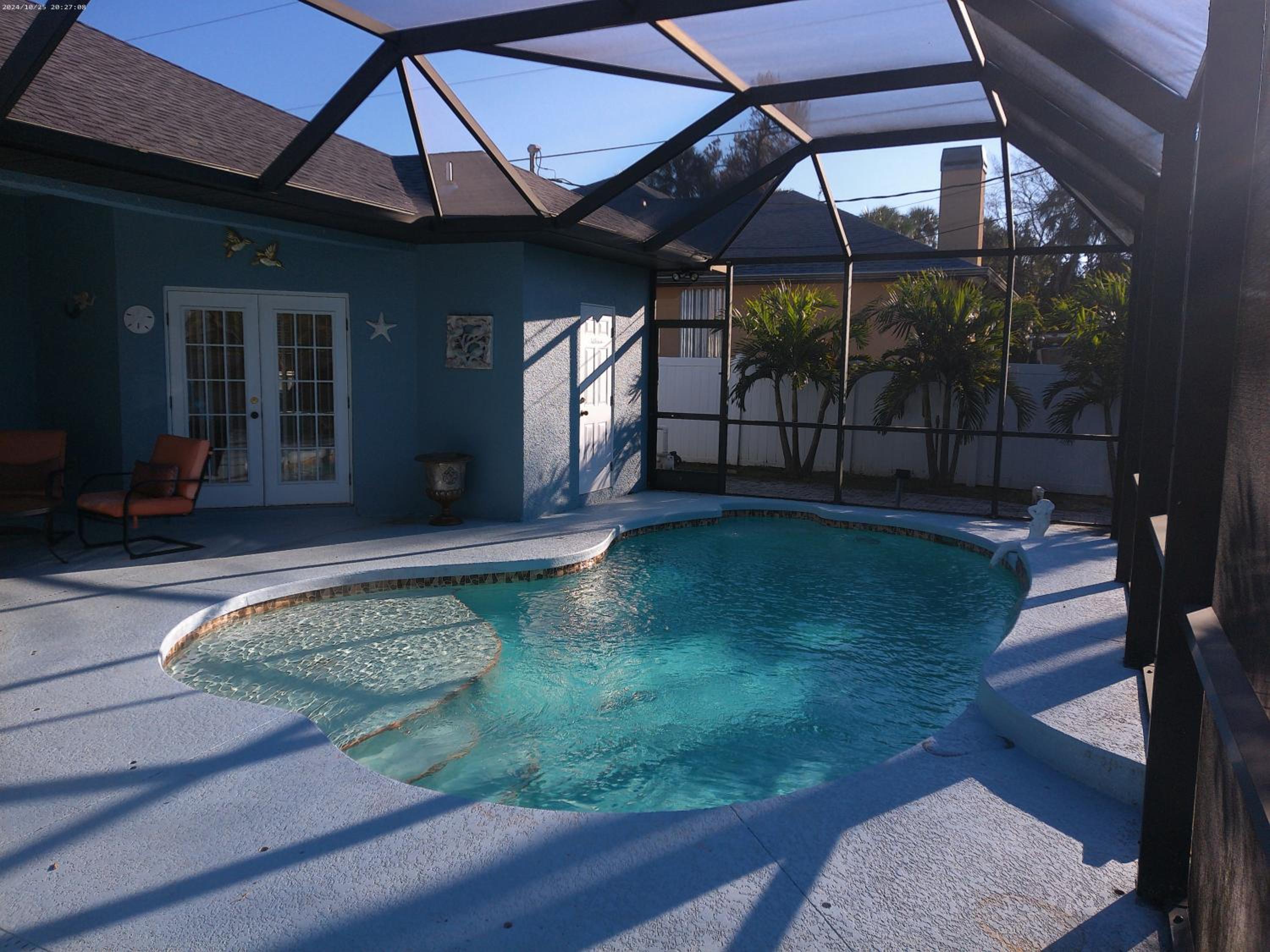 Port Charlotte Palms-Pet friendly, Heated Private Pool and Mini Orchard