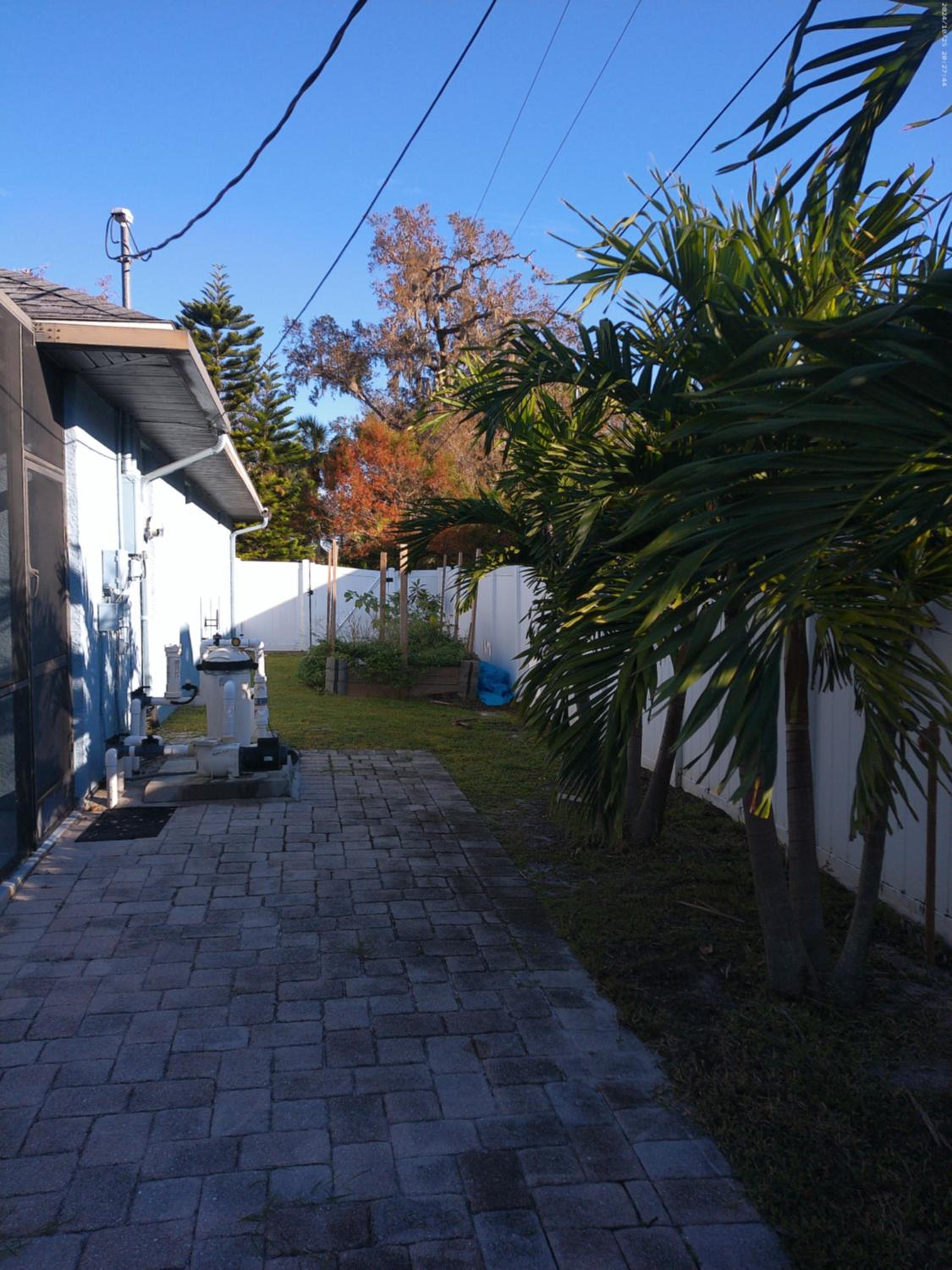 Port Charlotte Palms-Pet friendly, Heated Private Pool and Mini Orchard