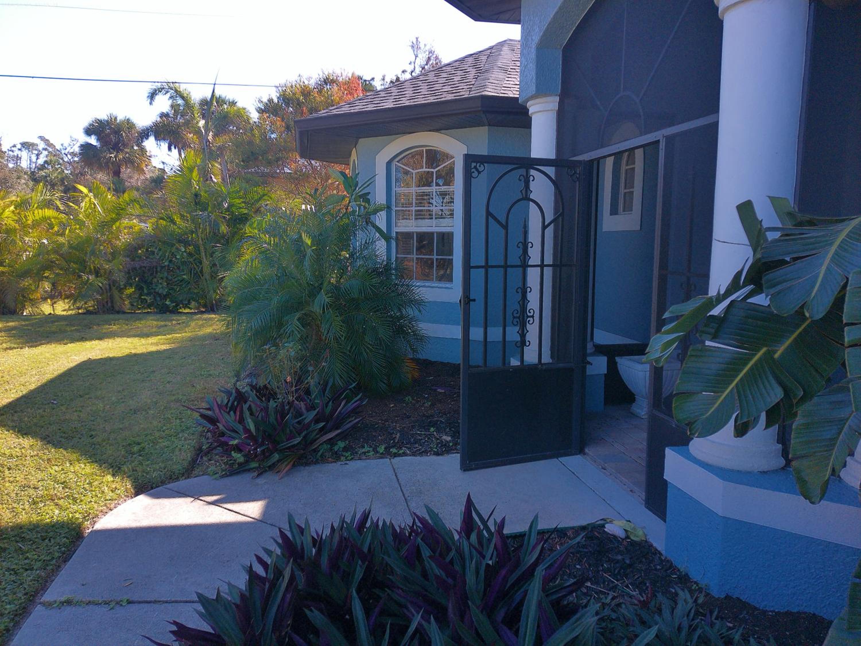Port Charlotte Palms-Pet friendly, Heated Private Pool and Mini Orchard