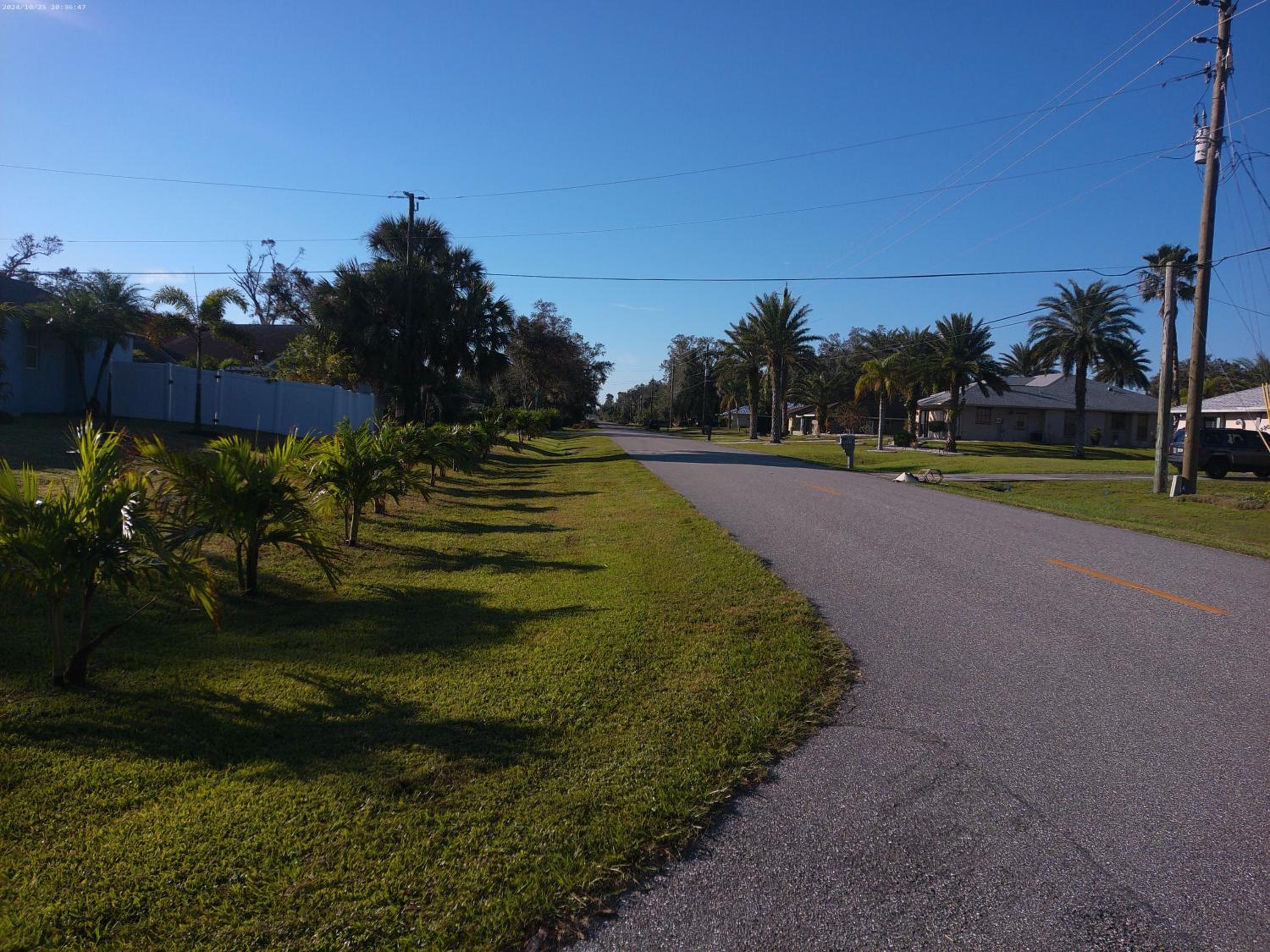 Port Charlotte Palms-Pet friendly, Heated Private Pool and Mini Orchard