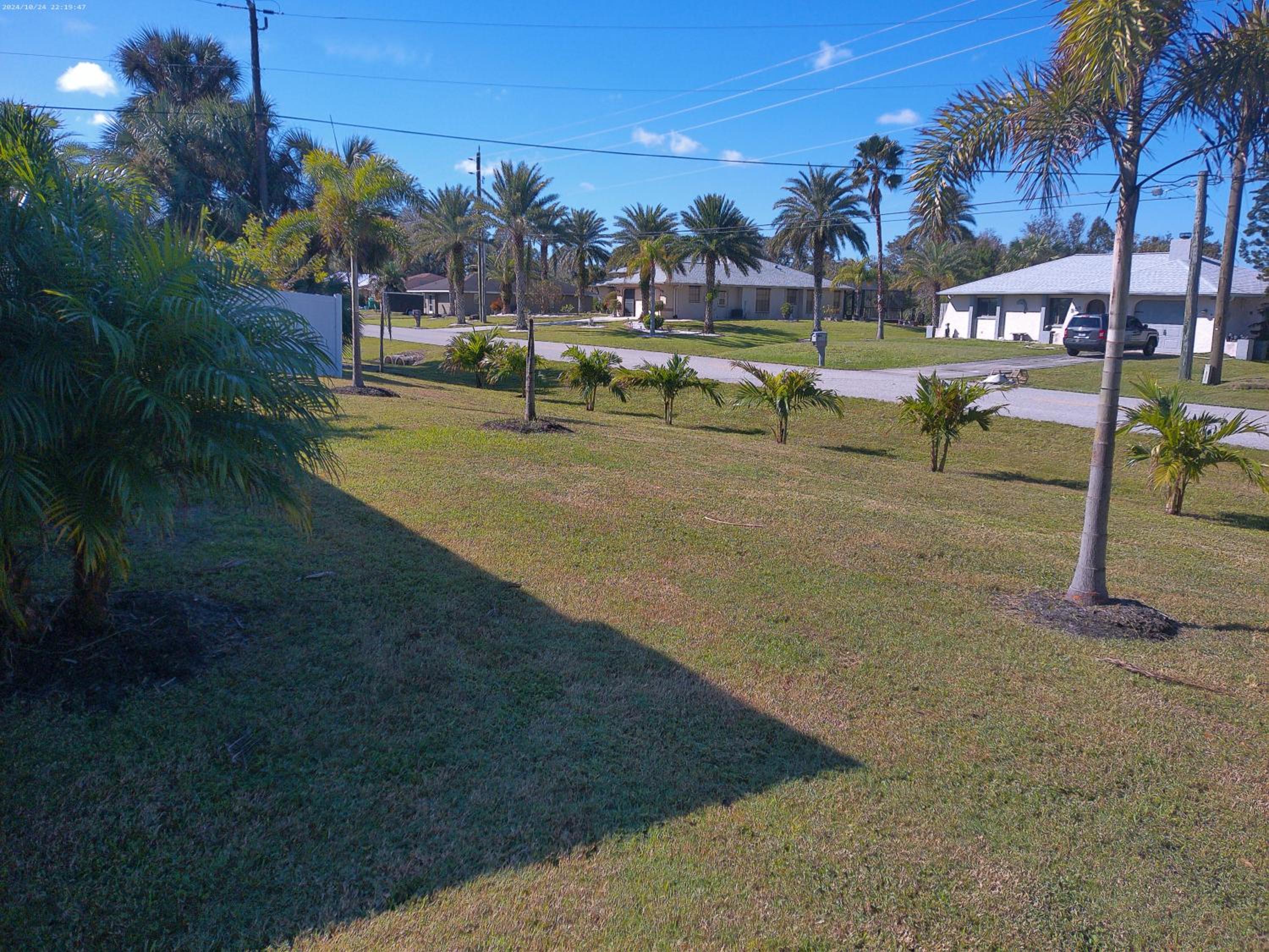 Port Charlotte Palms-Pet friendly, Heated Private Pool and Mini Orchard