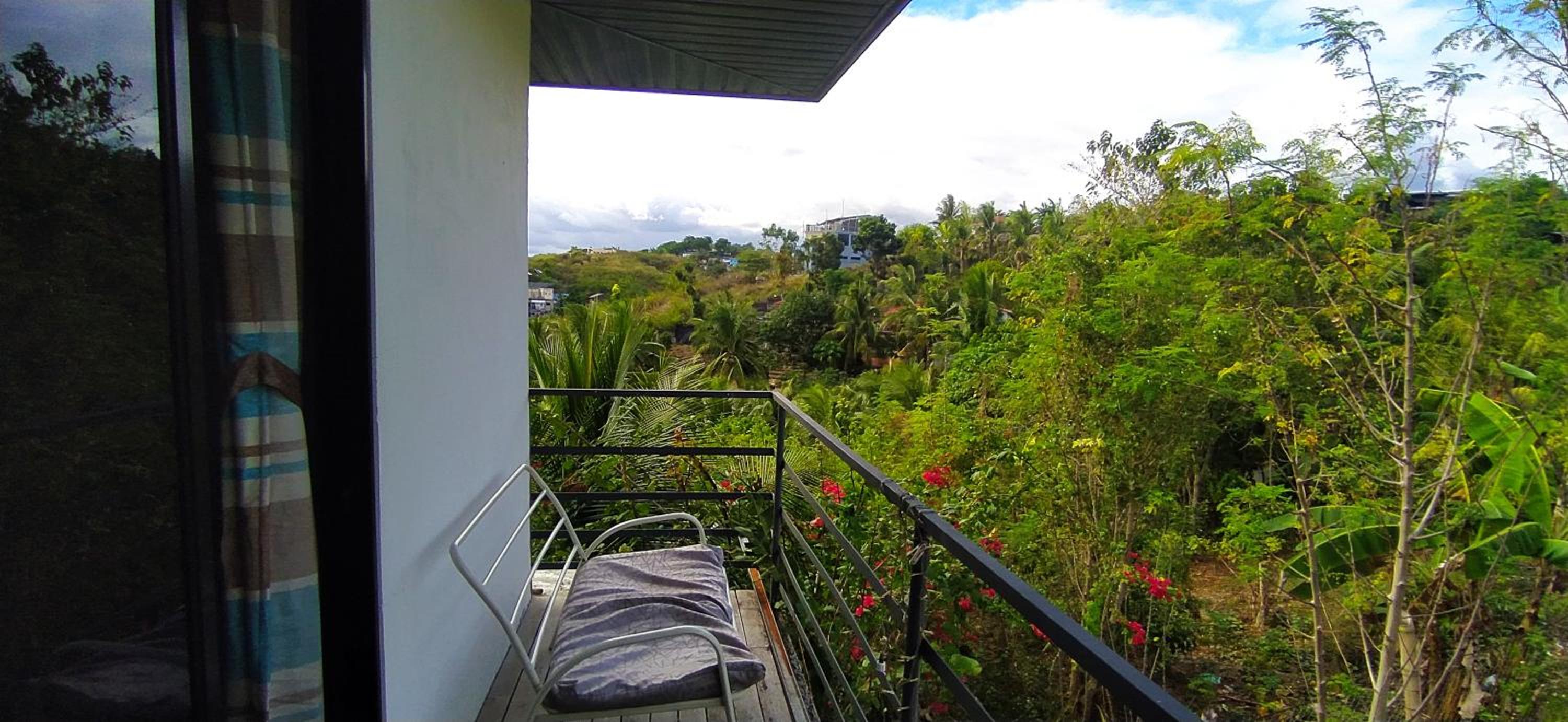 Bedroom, away from home with breakfast 2 view 3