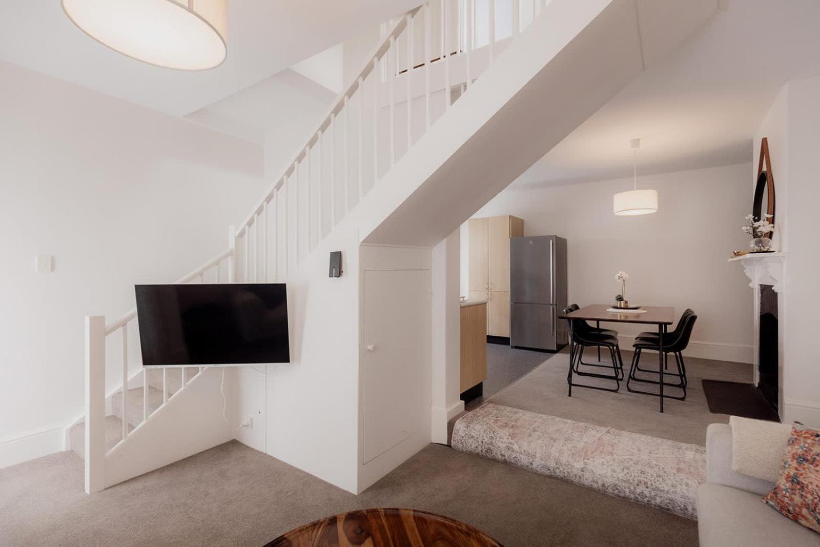 Kelly Street Stables - Apartment 1