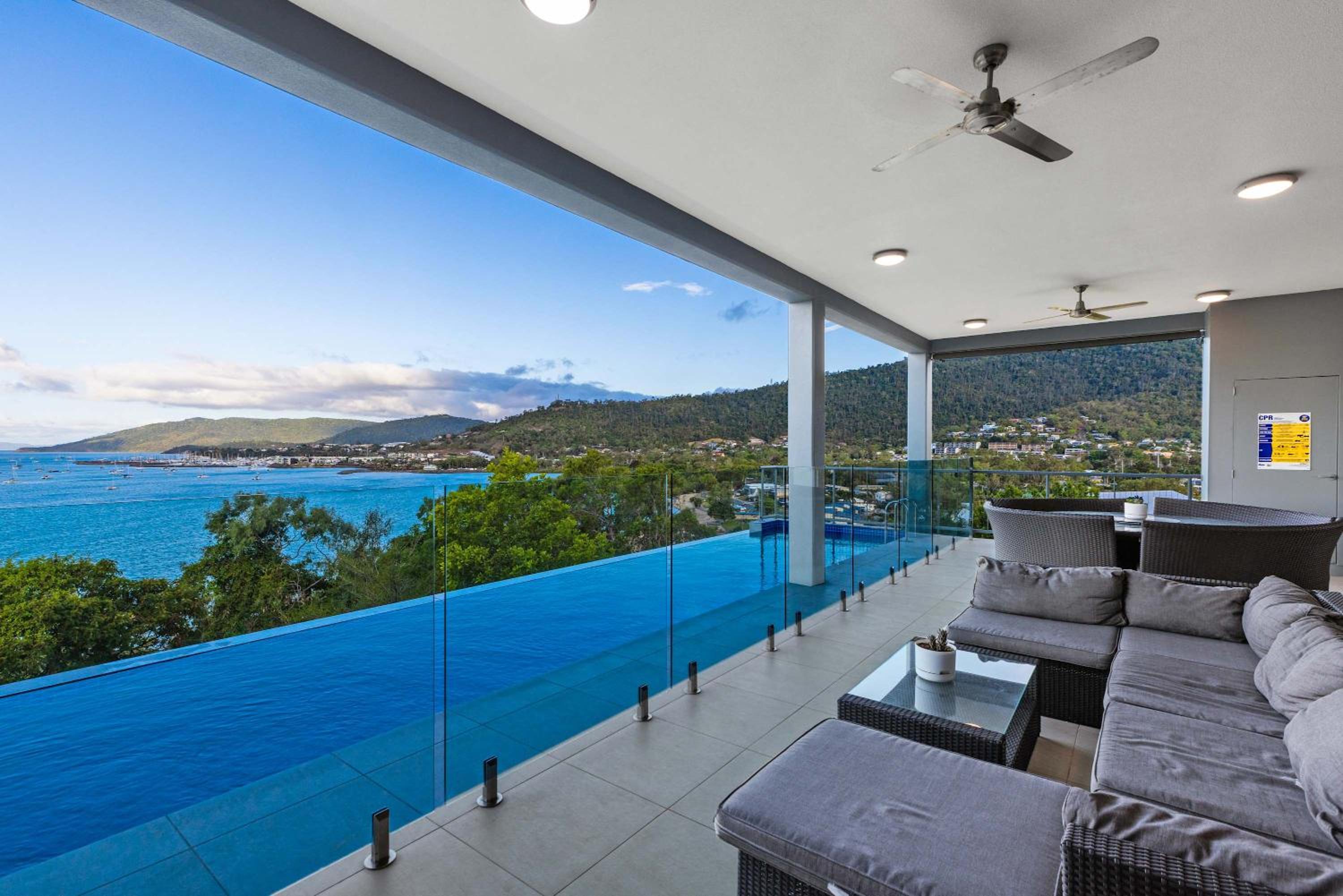 'Whitsunday Escape' - Expansive Coral Sea Views and Private Infinity Pool