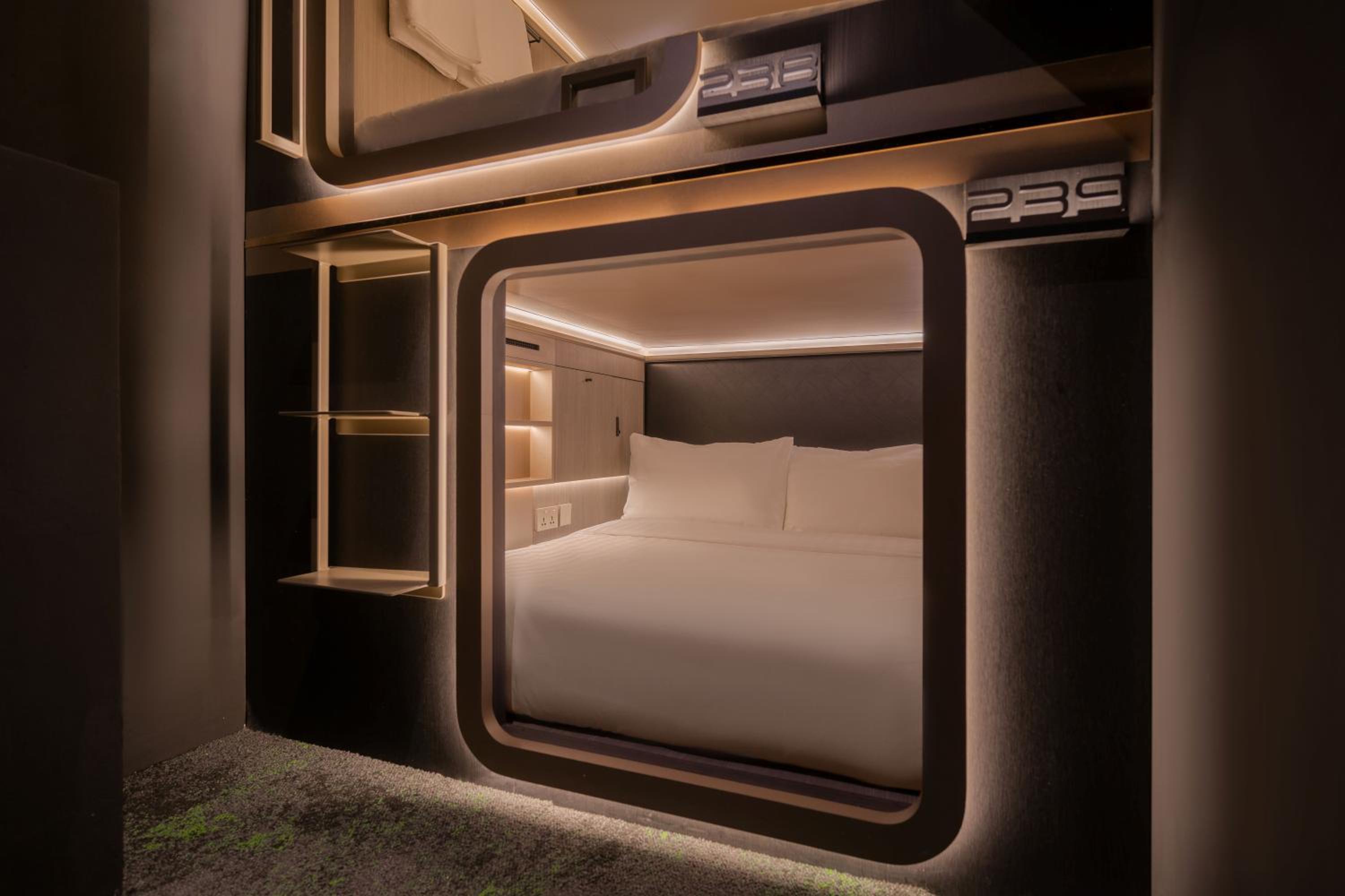 Cube Social Boutique Capsule Hotel at Boat Quay
