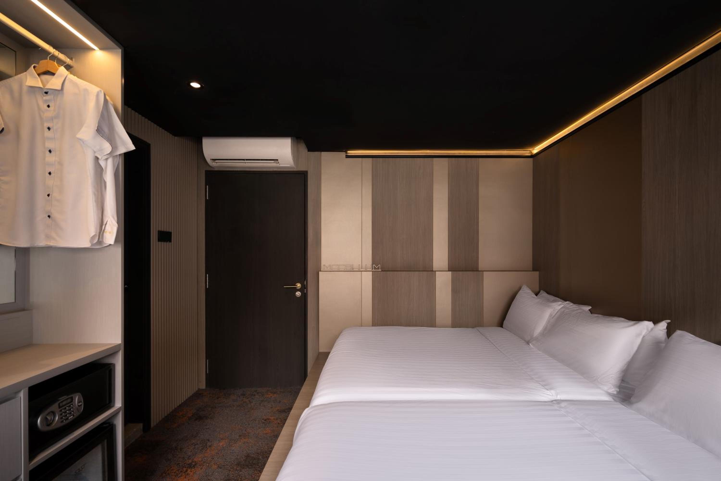 Cube Social Boutique Capsule Hotel at Boat Quay