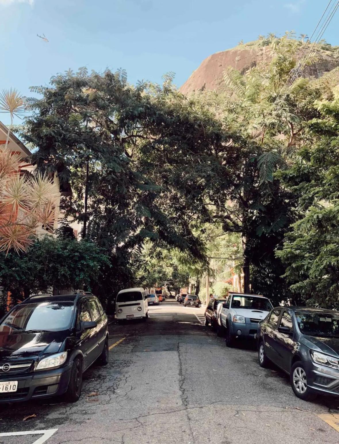 Casa Elegante no pé do Pão de Açúcar - Urca - Tranquilidade e Sossego