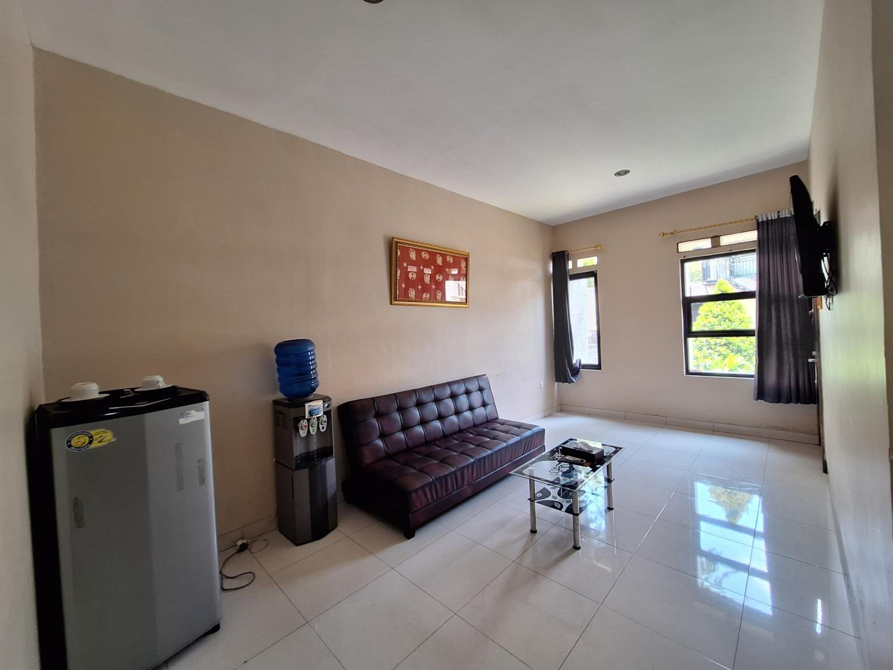 Urbanview Hotel Inkoppabri Cisarua Puncak