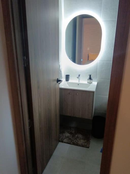 Hermoso Estudio en la carolina Piso 13 con vista!