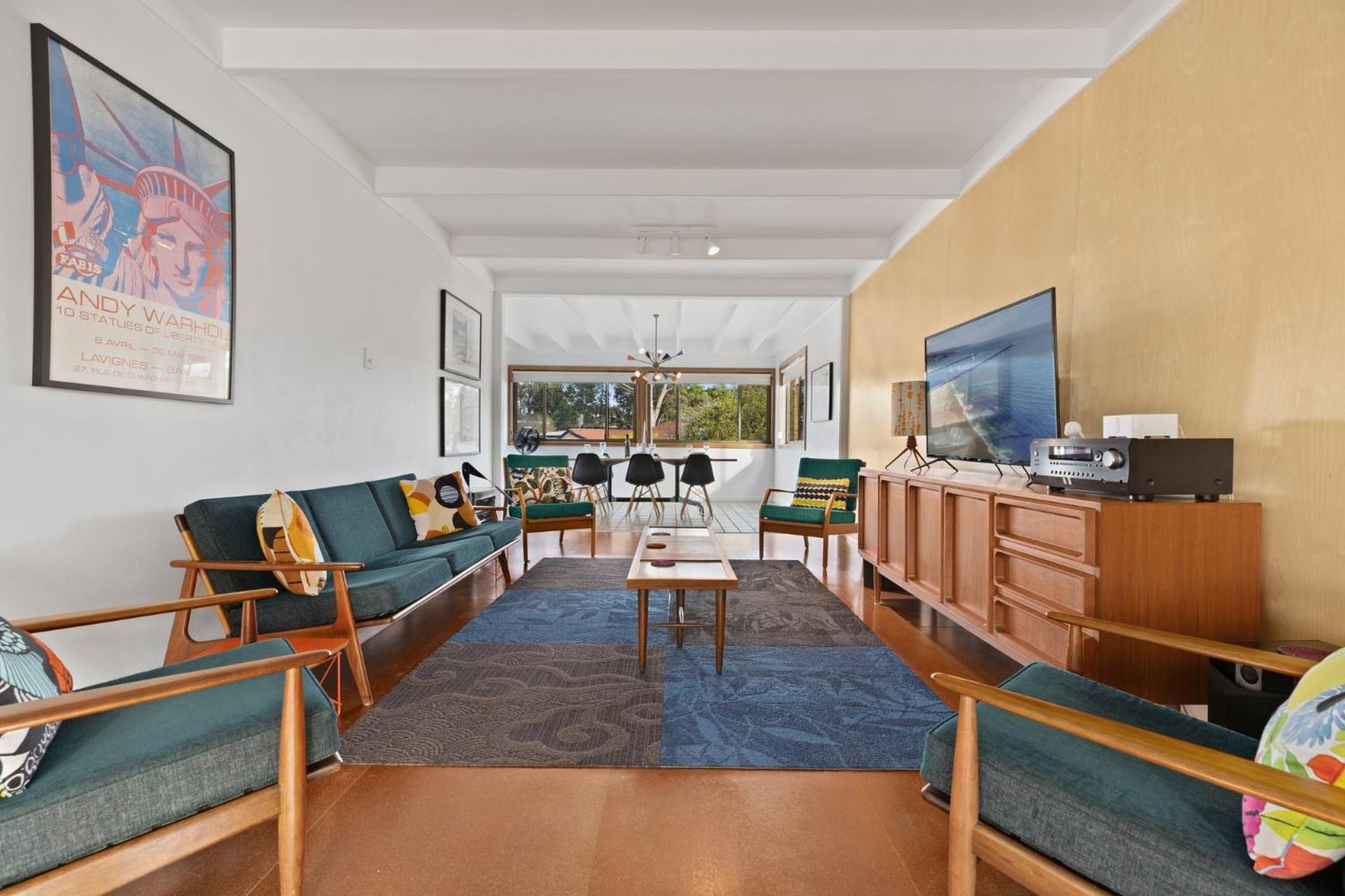 Sputnik Beach House