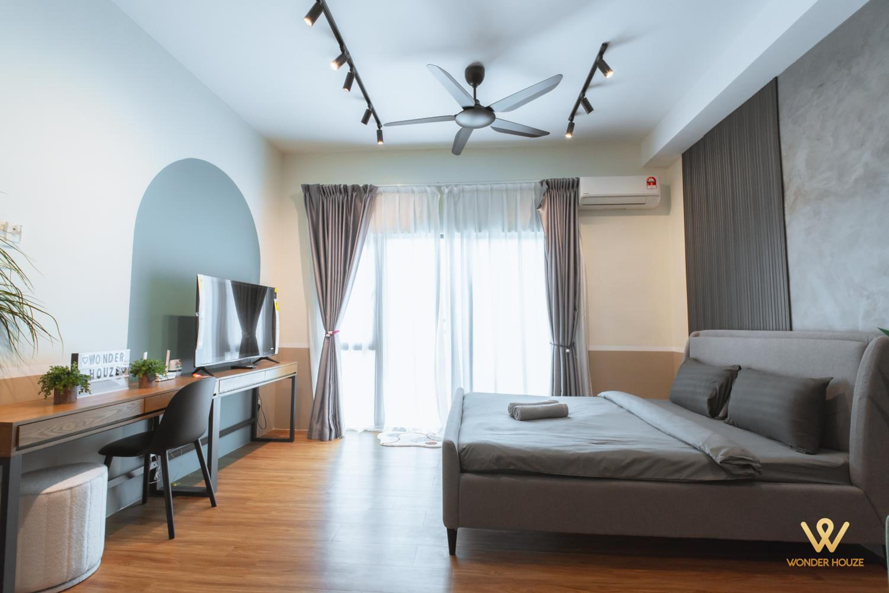 Relaxing 4 pax Home at Armani Soho Subang Jaya 20 mins to Sunway Pyramid photo 2
