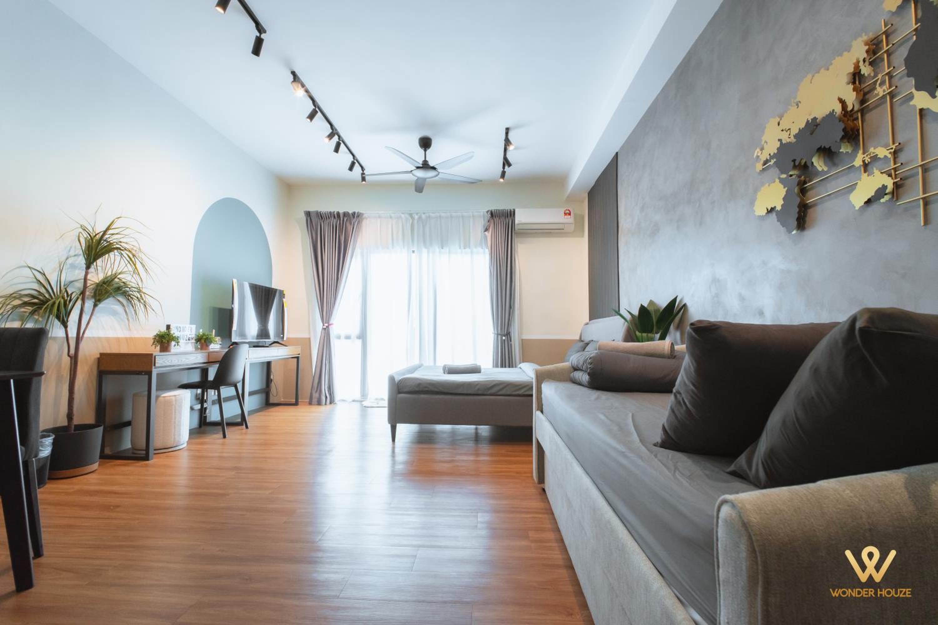 Relaxing 4 pax Home at Armani Soho Subang Jaya 20 mins to Sunway Pyramid photo 1