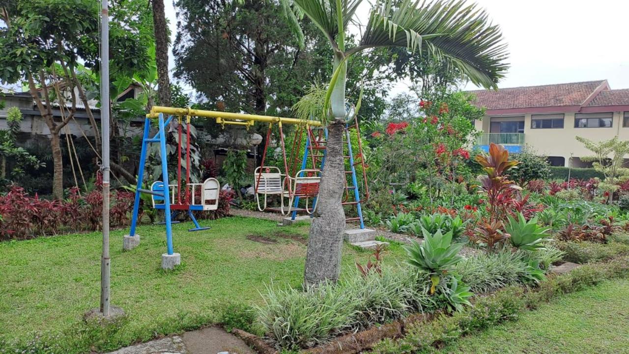 Alabare Puncak