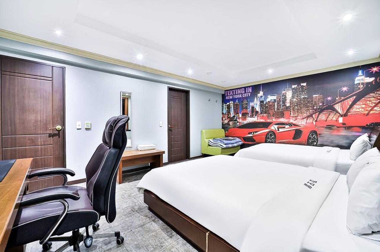 Khan Motel