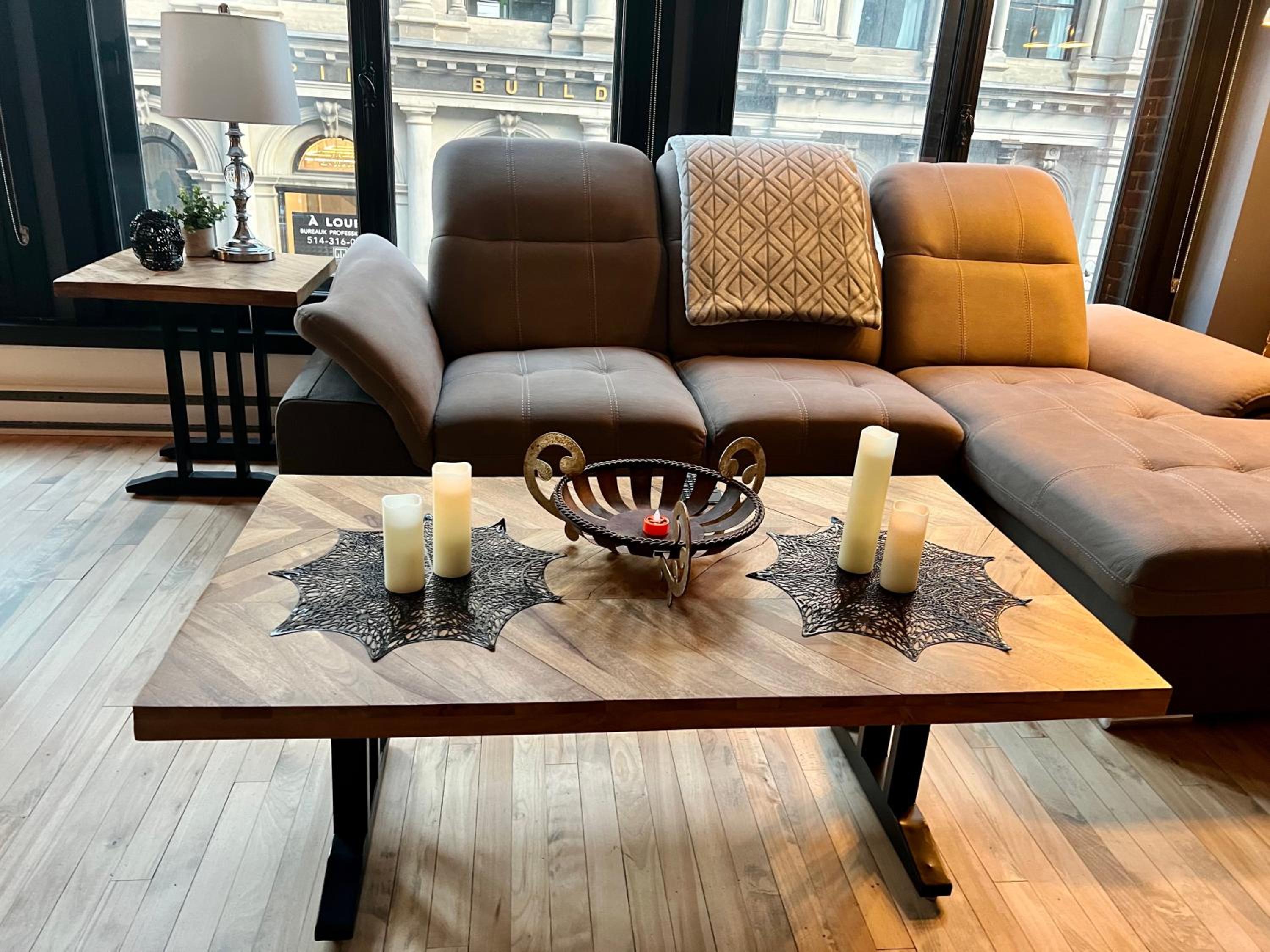 Elegant 3 Bedroom apartment in old port - 201