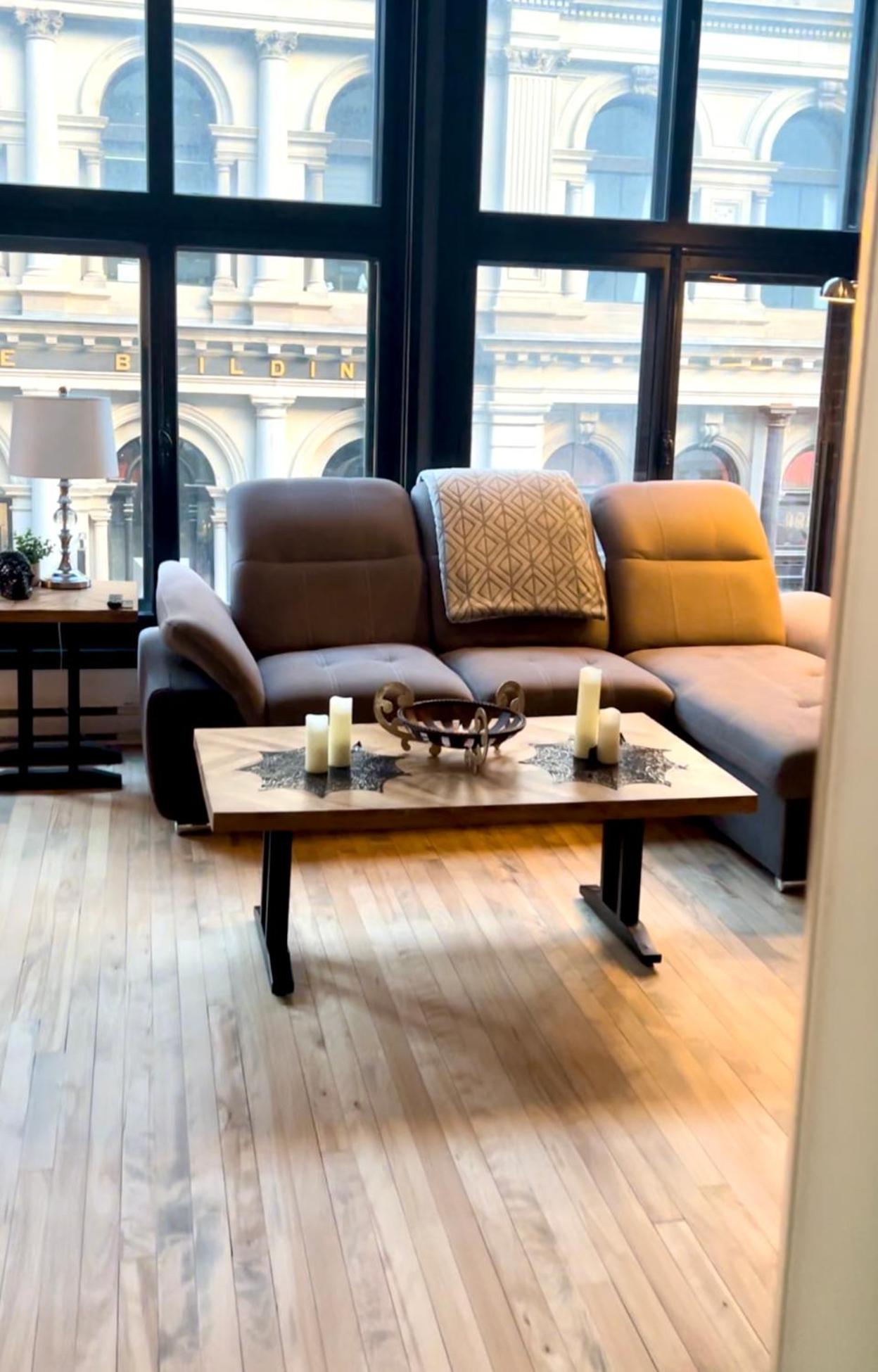 Elegant 3 Bedroom apartment in old port - 201