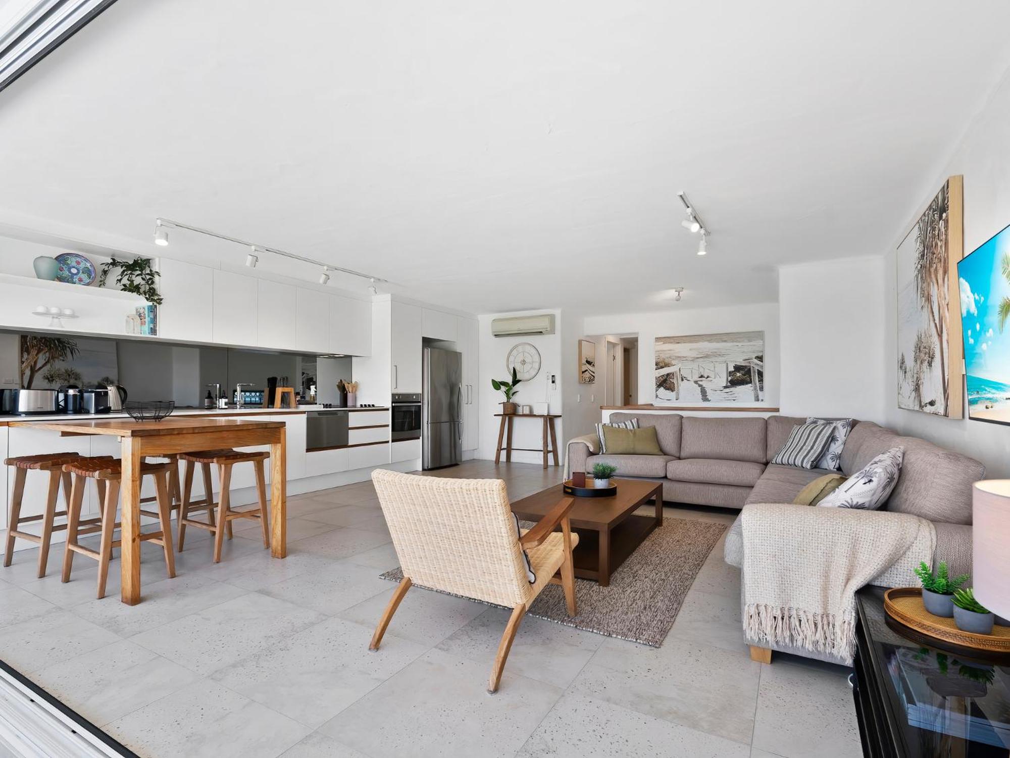 Noosa Views 4 Noosa Drive 33 Stylish Coastal Retreat
