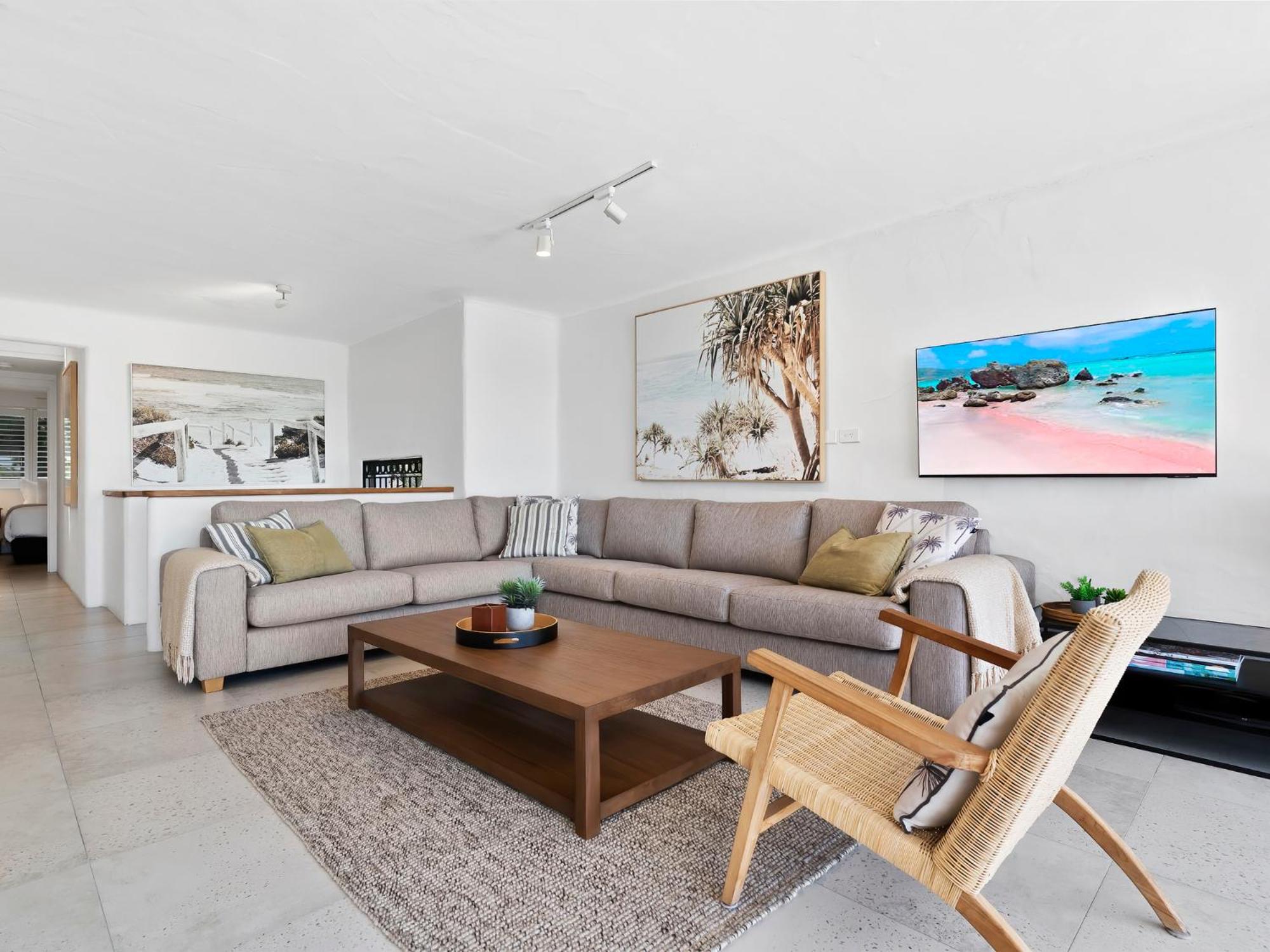 Noosa Views 4 Noosa Drive 33 Stylish Coastal Retreat