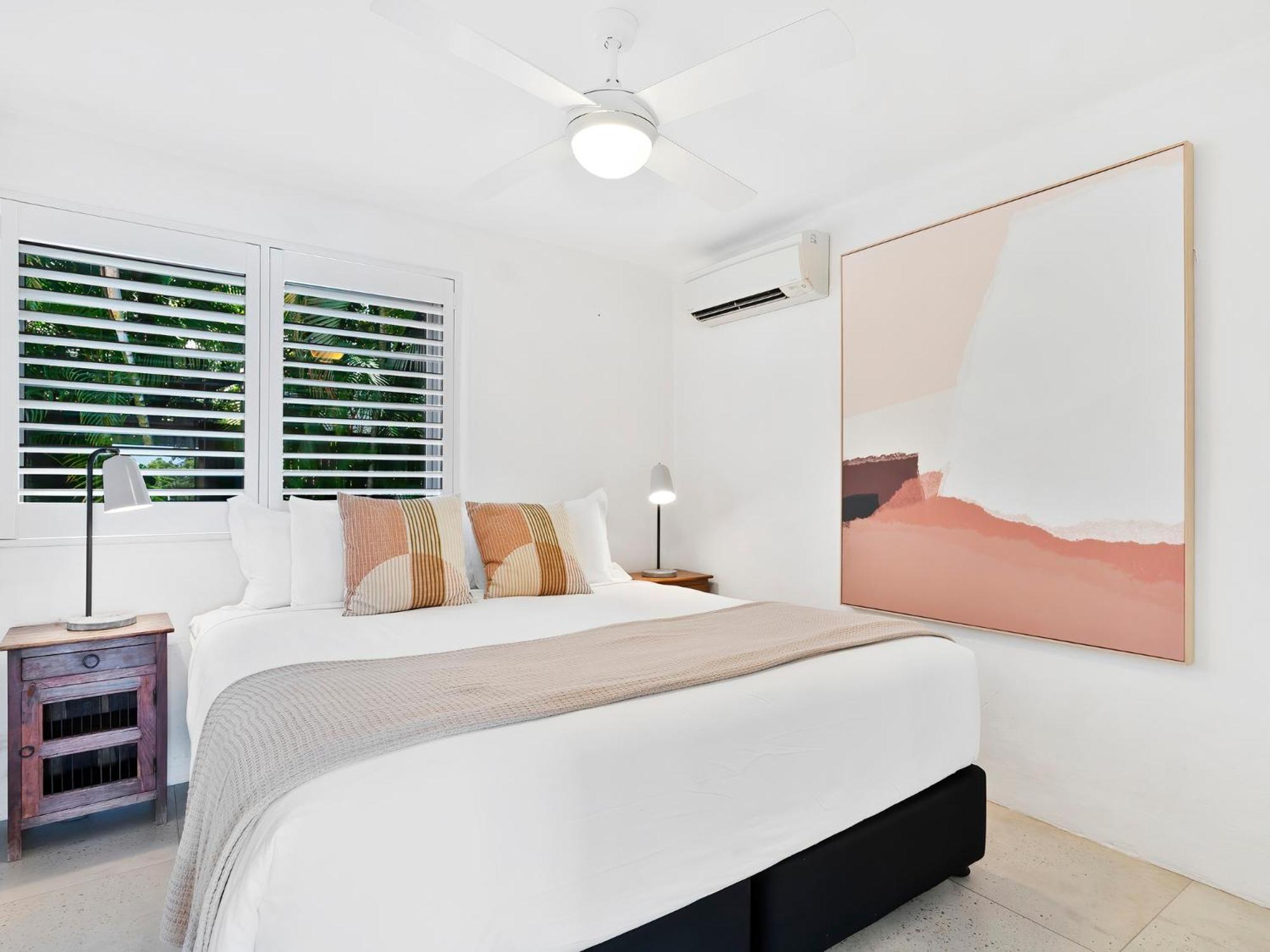Noosa Views 4 Noosa Drive 33 Stylish Coastal Retreat
