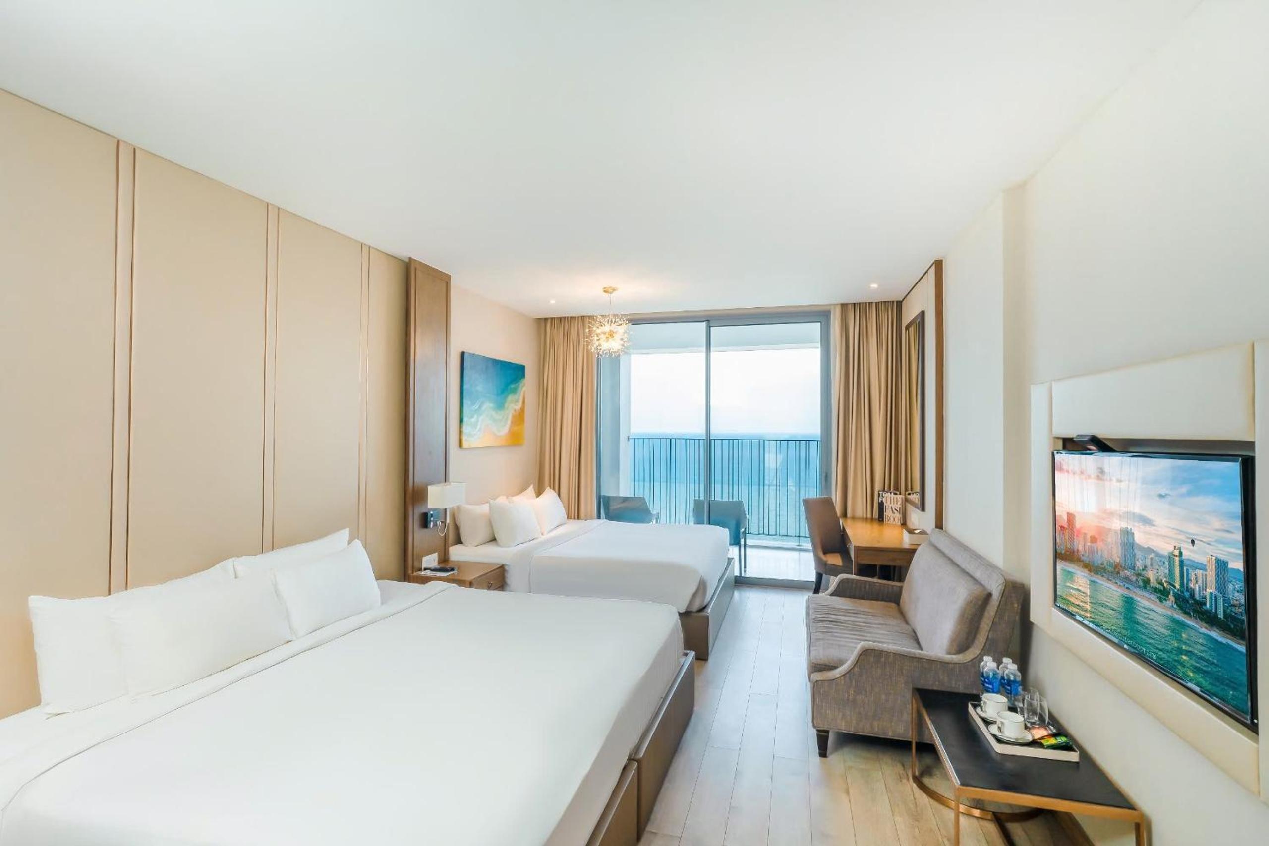 Man Beach Panorama Residences