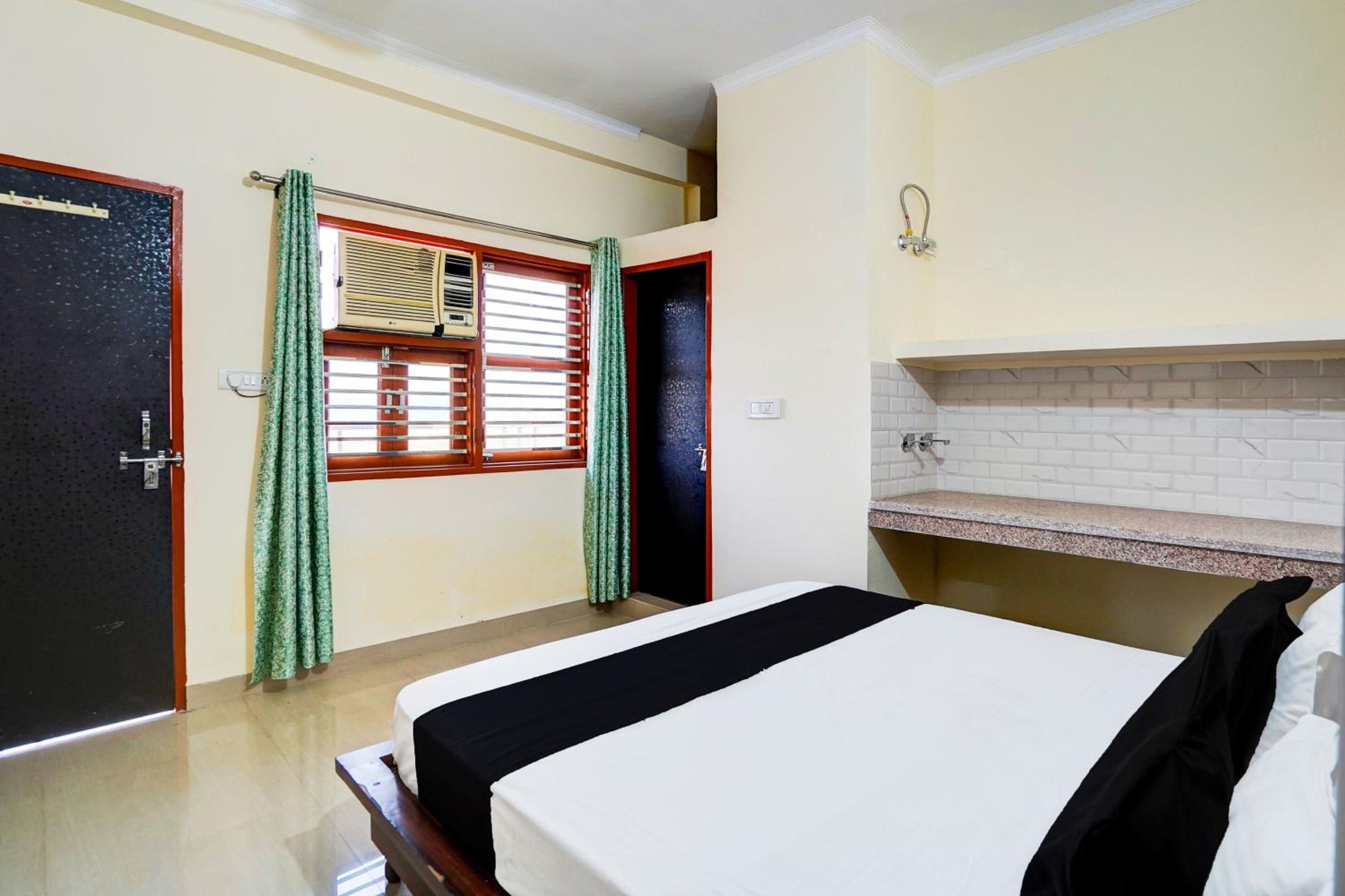 Hotel O Stanza Stayz view 4