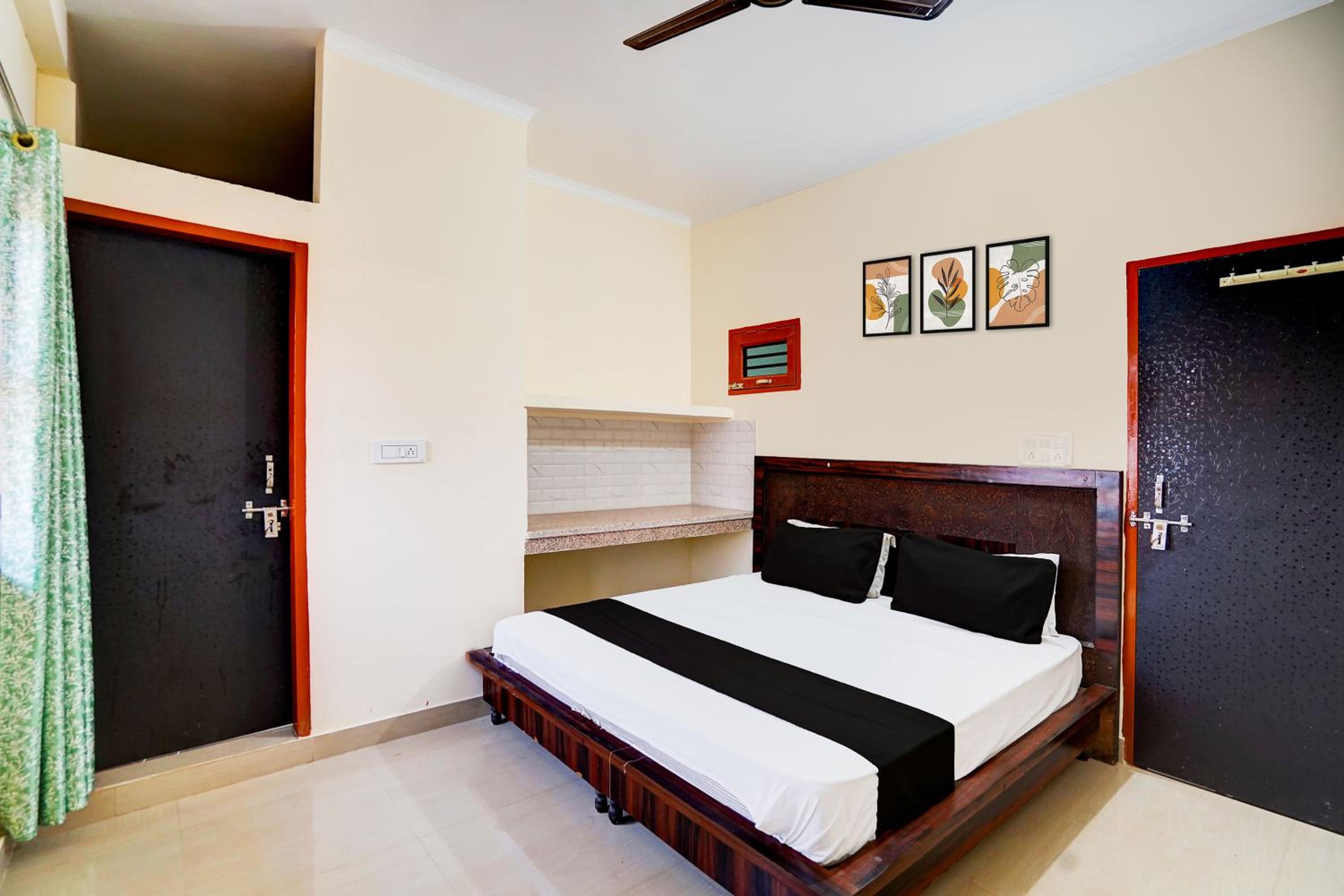 Hotel O Stanza Stayz view 3