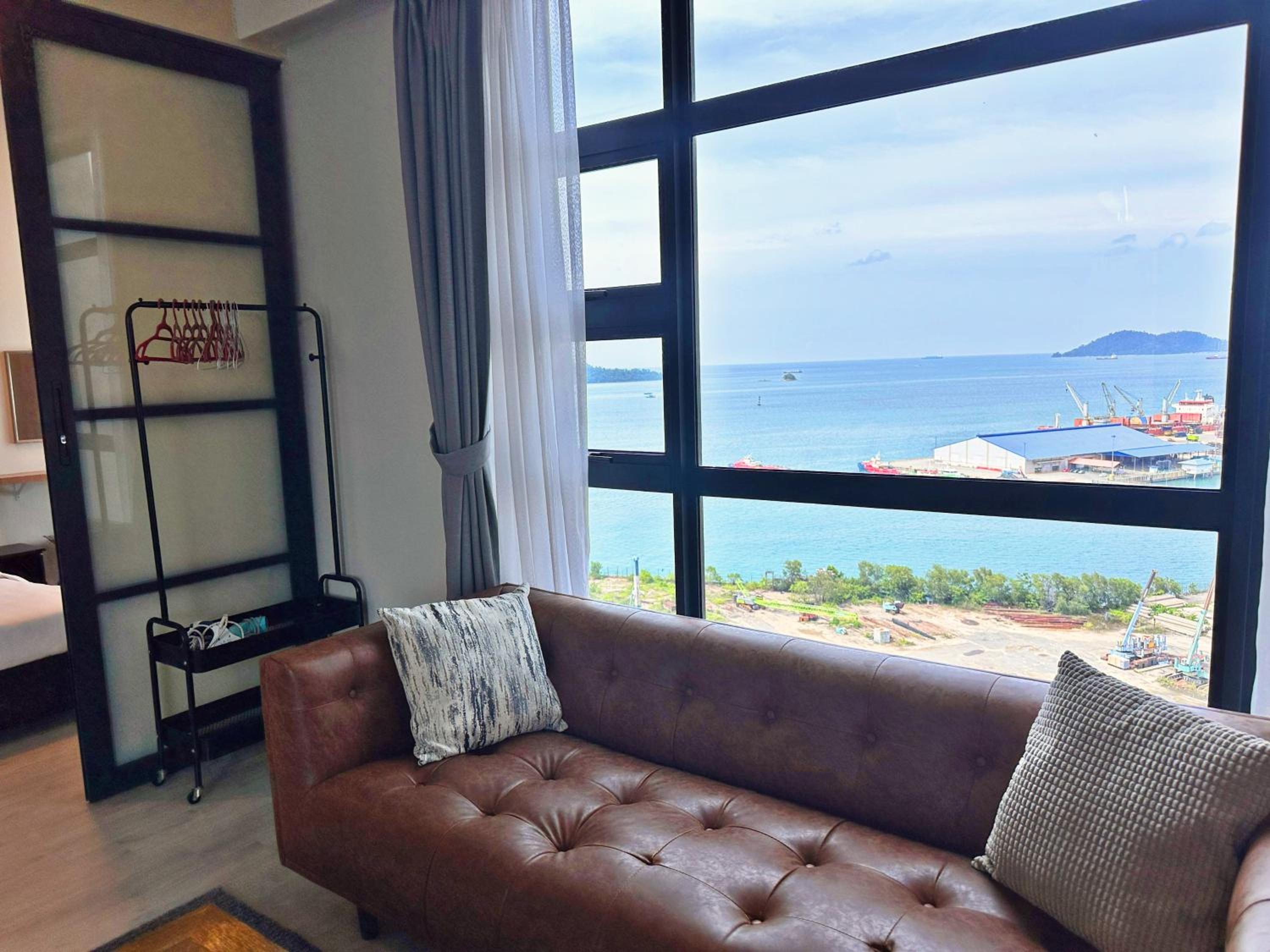 SEAVIEW LUXURY CONDO HOMESTAY 2Bed 2bath Jesselton Quay by R2 Residence photo 5