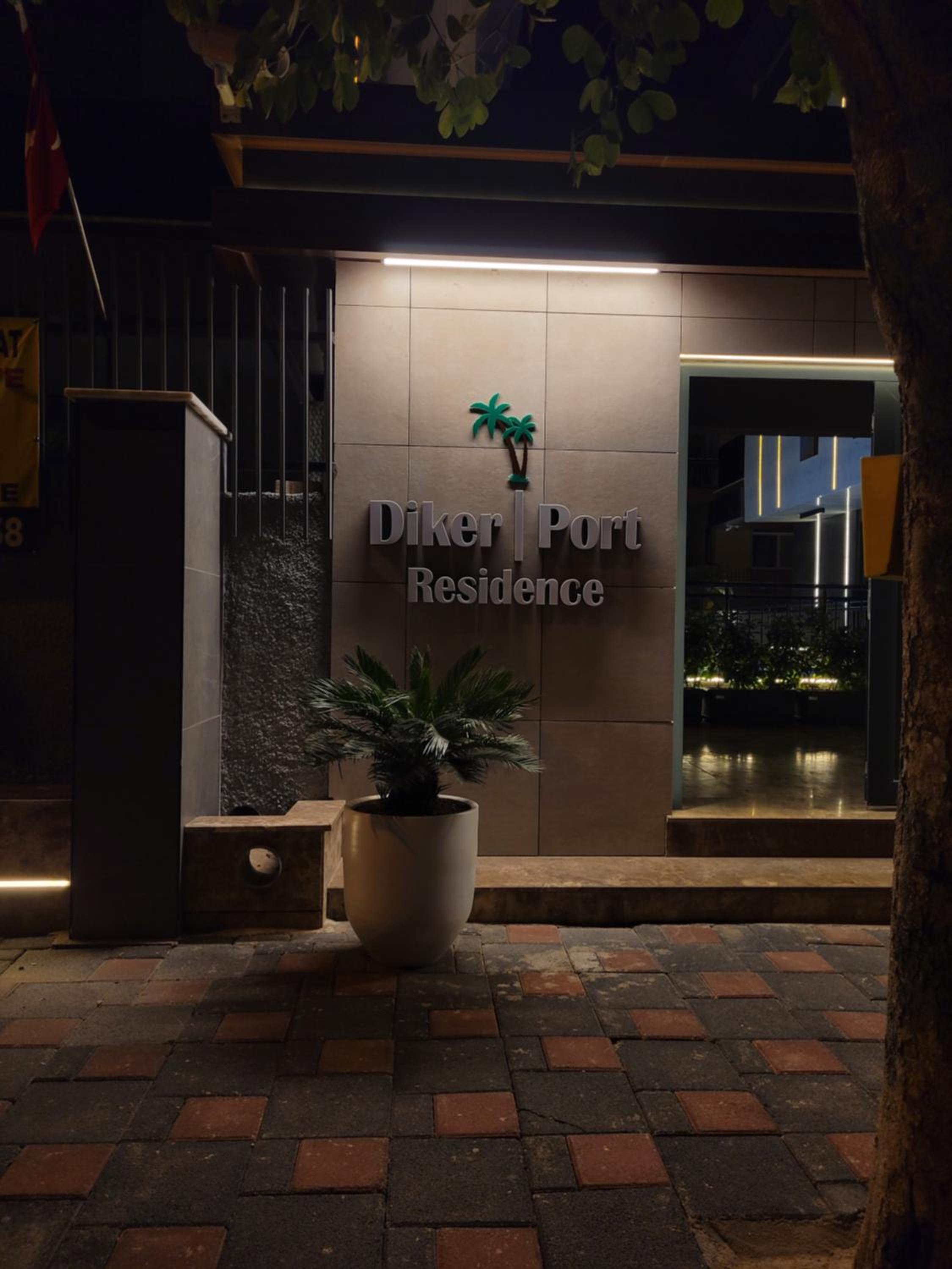 Suit Diker Port Residence 3