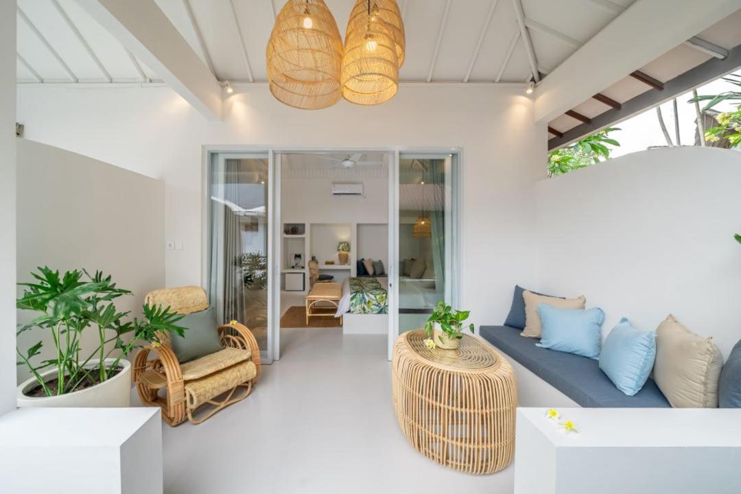 The Hepburn Seminyak ADULTS ONLY Chic Boutique Room with Pool 900m Walk to Beach