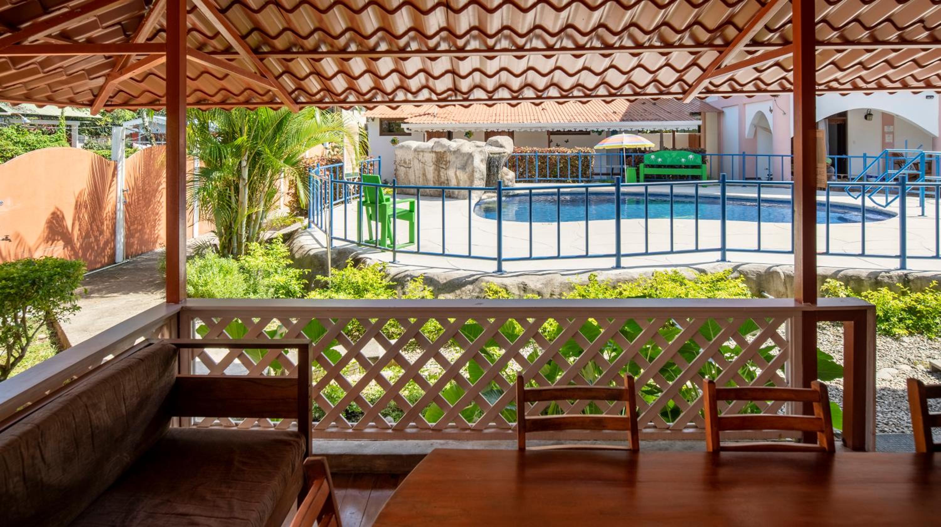 Pangea Lodge with Shared Pool at the Heart of Manzanillo