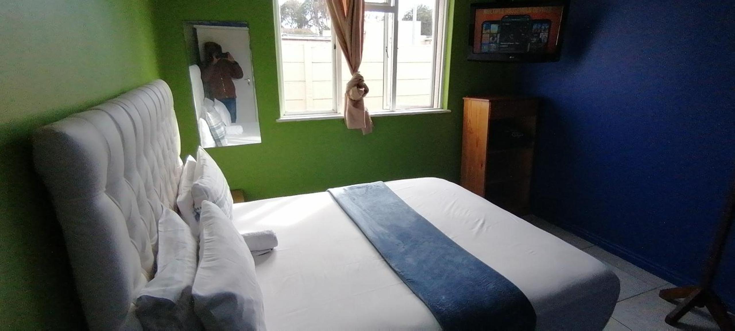 Neo & Ruks Goodwood Guesthouse view 4