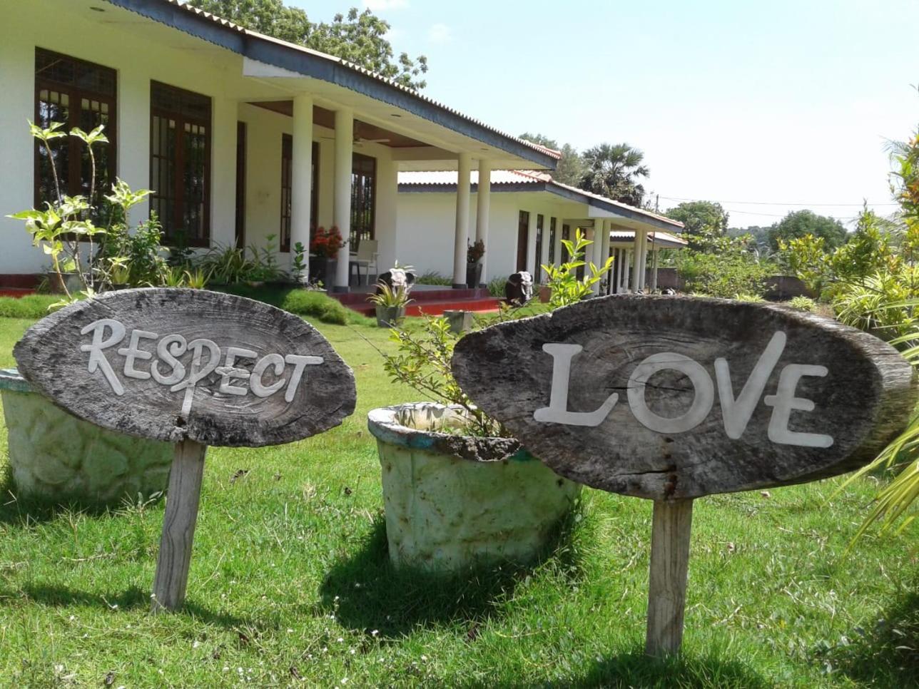 GOLDEN TEMPLE VILLA ,Nilaveli Rd, Trincomalee