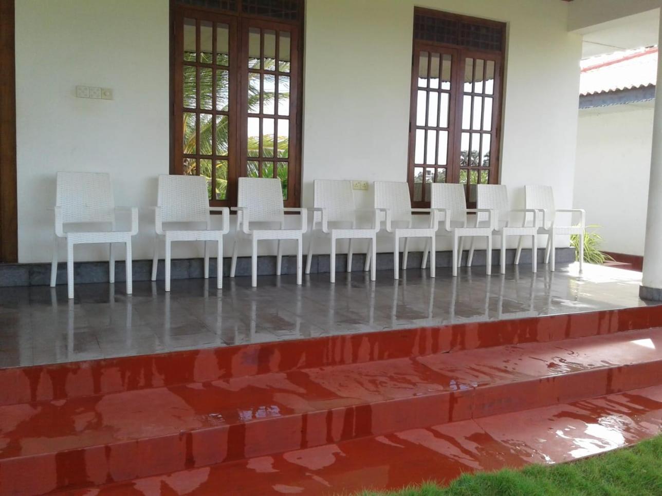 GOLDEN TEMPLE VILLA ,Nilaveli Rd, Trincomalee