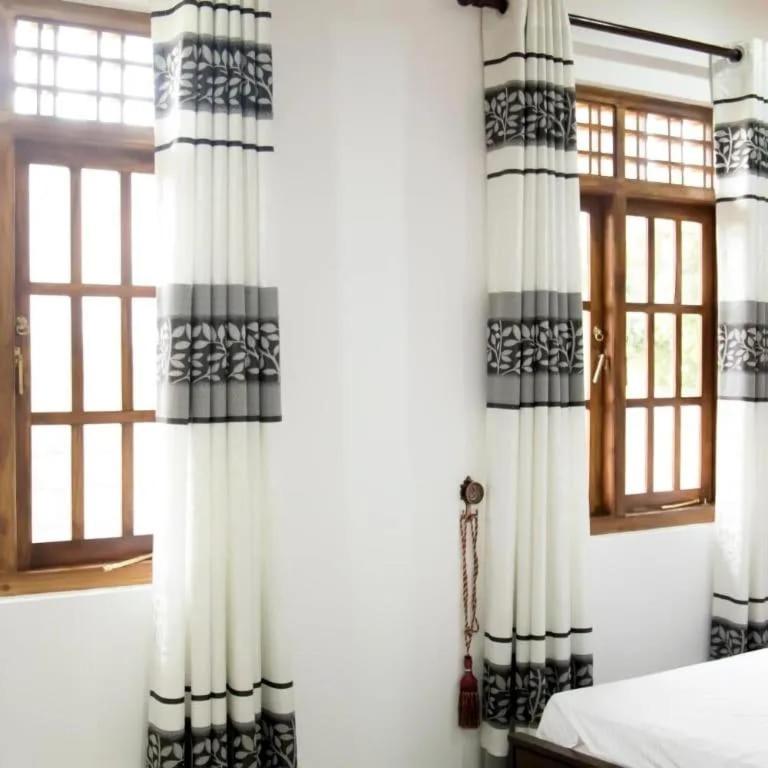 GOLDEN TEMPLE VILLA ,Nilaveli Rd, Trincomalee