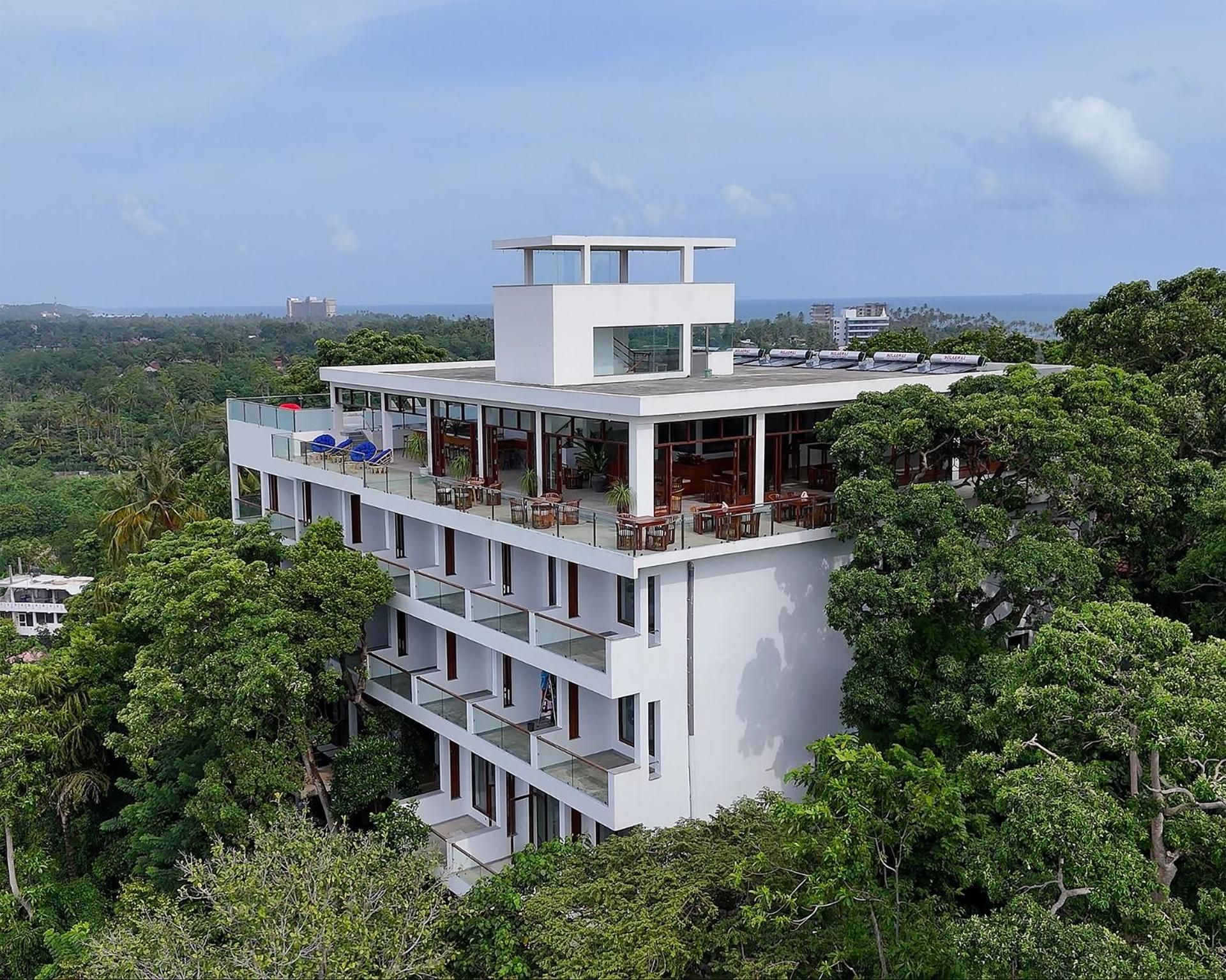 Hotel Coastline Mirissa Boutique hotel and Spa - Image 1