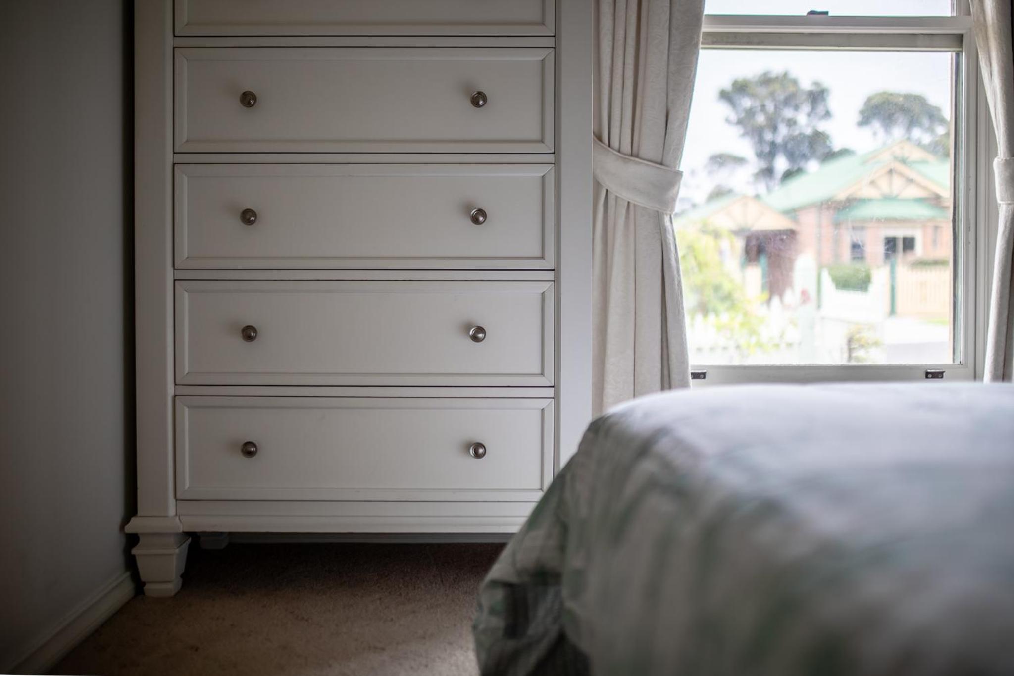 Pet Friendly, Walk to Dog Beach, Summer Escape
