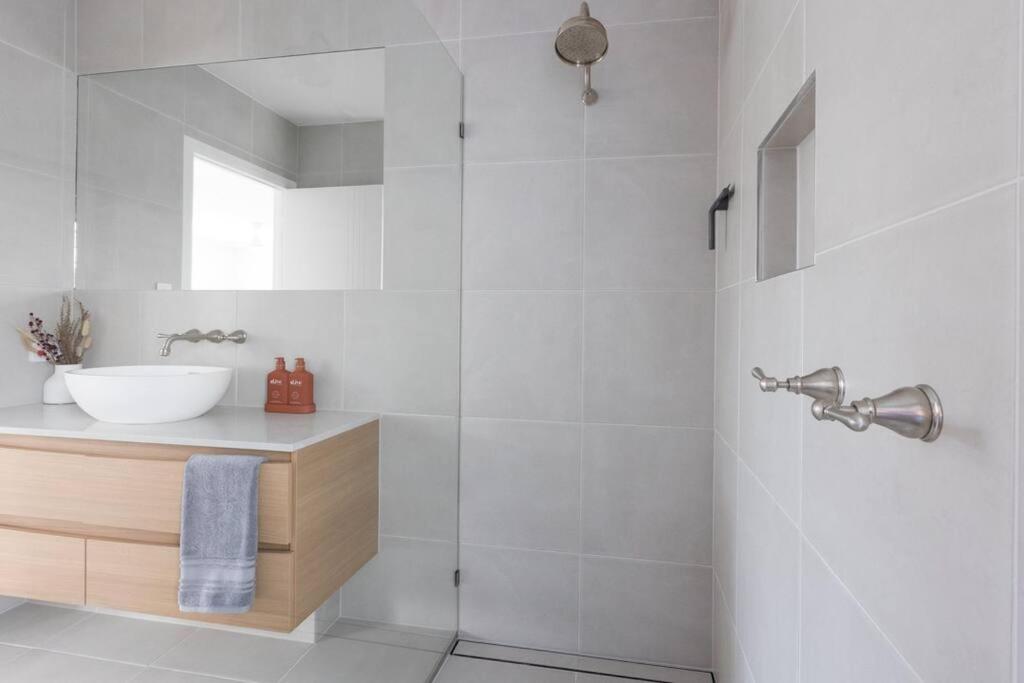 Cabablanca - New Coastal Home, Cabarita Beach