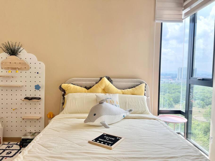 3BR Mosaic Midvalley Southkey w Bathtub
