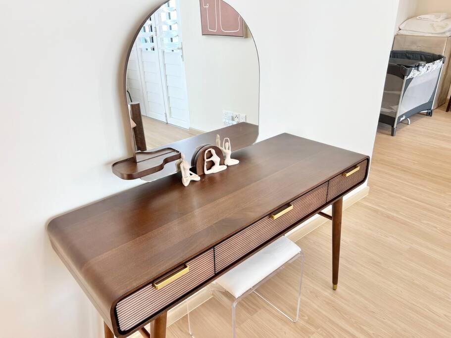 3BR Mosaic Midvalley Southkey w Bathtub