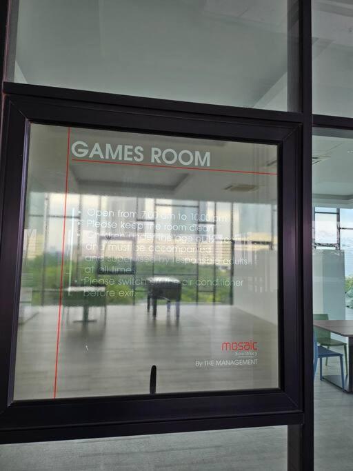 3BR Mosaic Midvalley Southkey w Bathtub