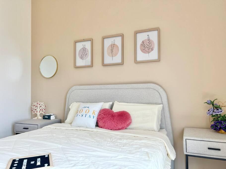 3BR Mosaic Midvalley Southkey w Bathtub
